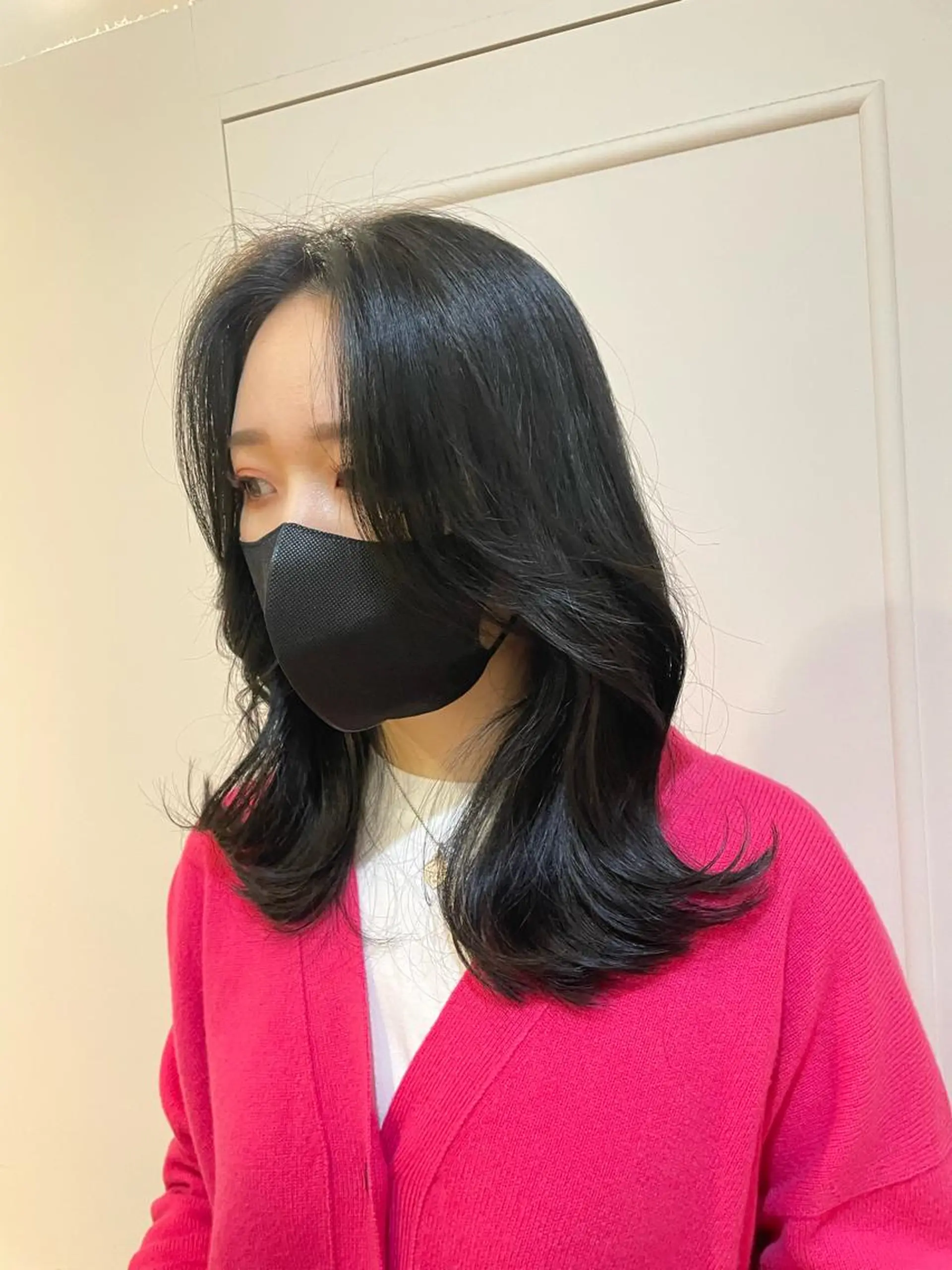 ミディアム カラー ヘアアレンジ 顔まわりレイヤー 韓国風ヘア レイヤーカット 外ハネヘア カット ヘアカラー トリートメント ヘアセット 髪質改善支持率 NO.1🫧松野力也のヘアスタイル