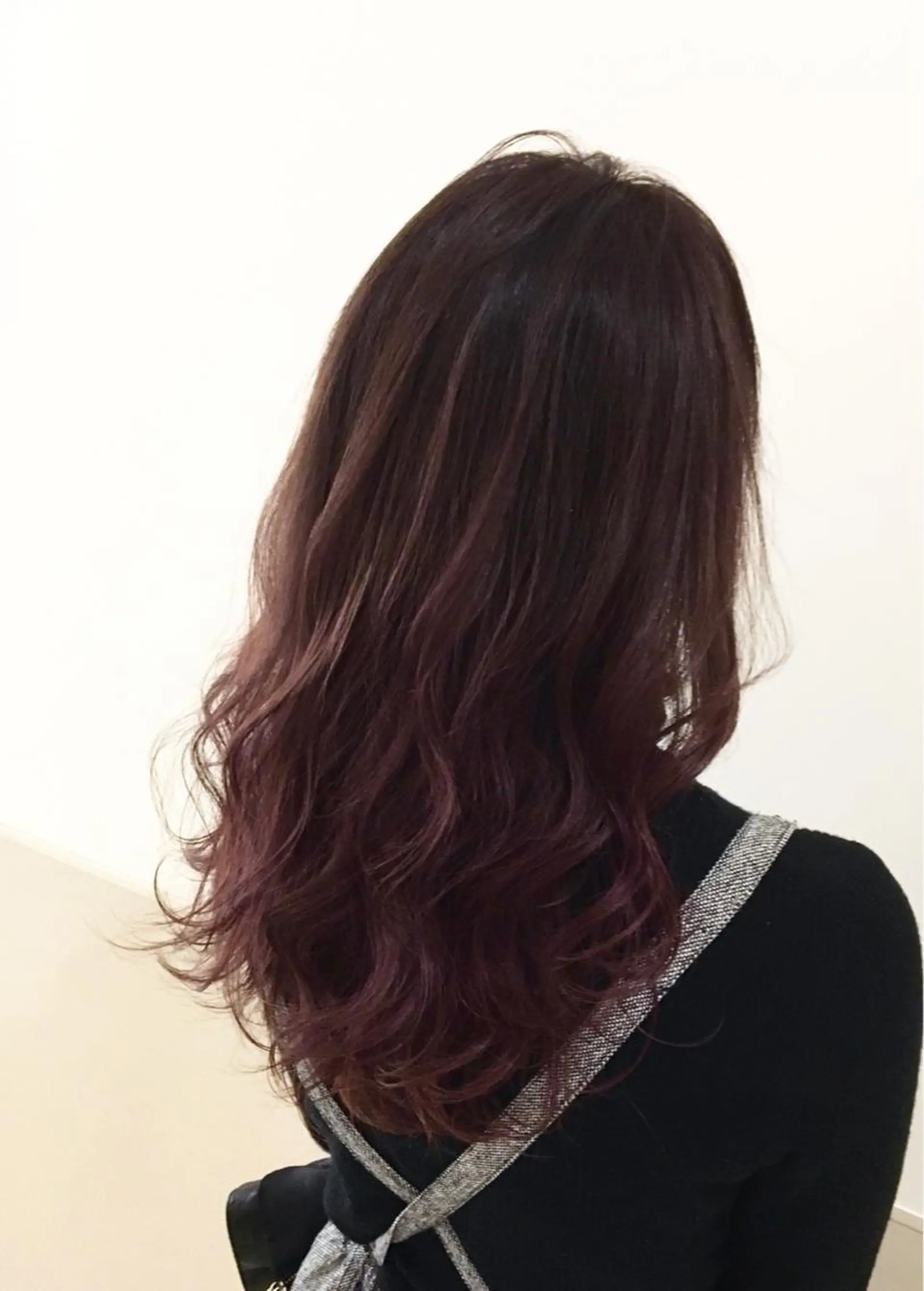 セミロング ブリーチなしダブル/ レイヤーカット 小棹のヘアスタイル