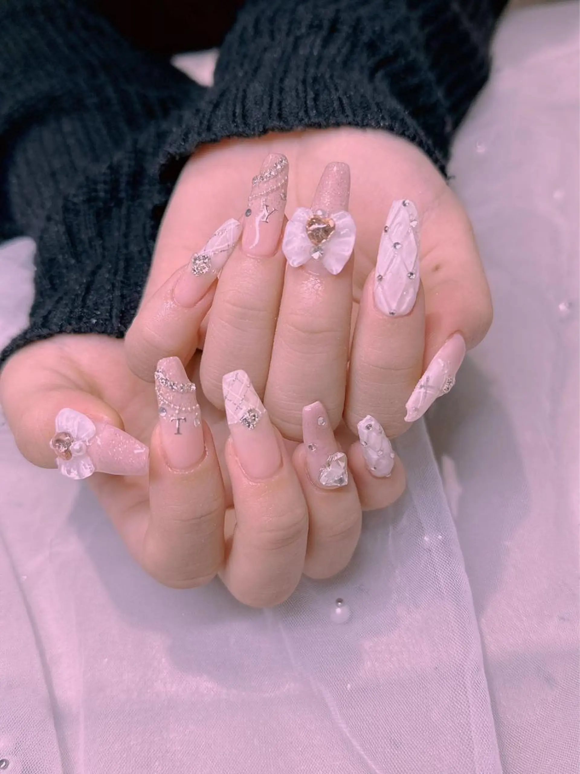 ネイル リボン 長さだし専門店 M2 rikaのネイルデザイン