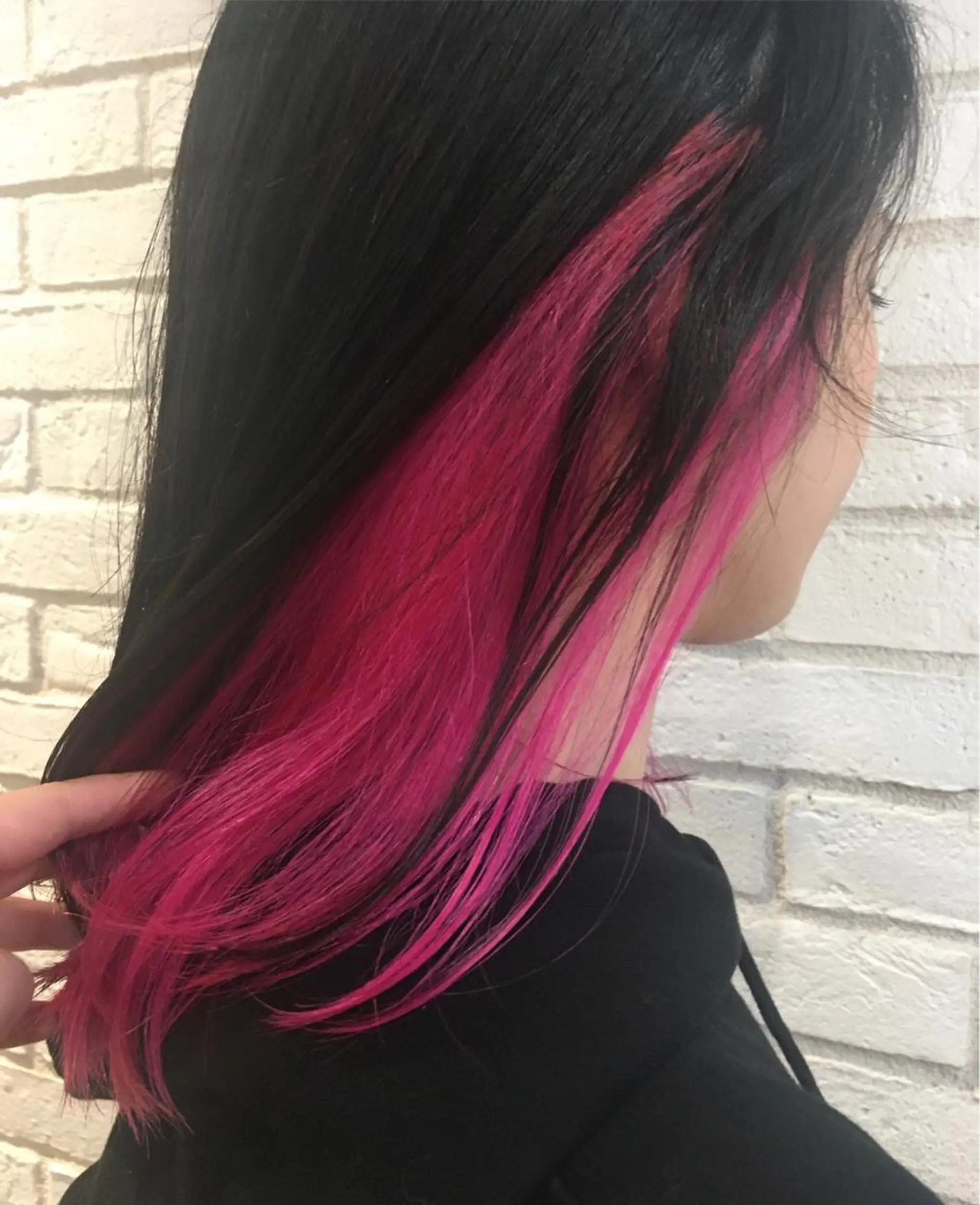 セミロング カラー ピンクカラー まなべ さくらのヘアスタイル