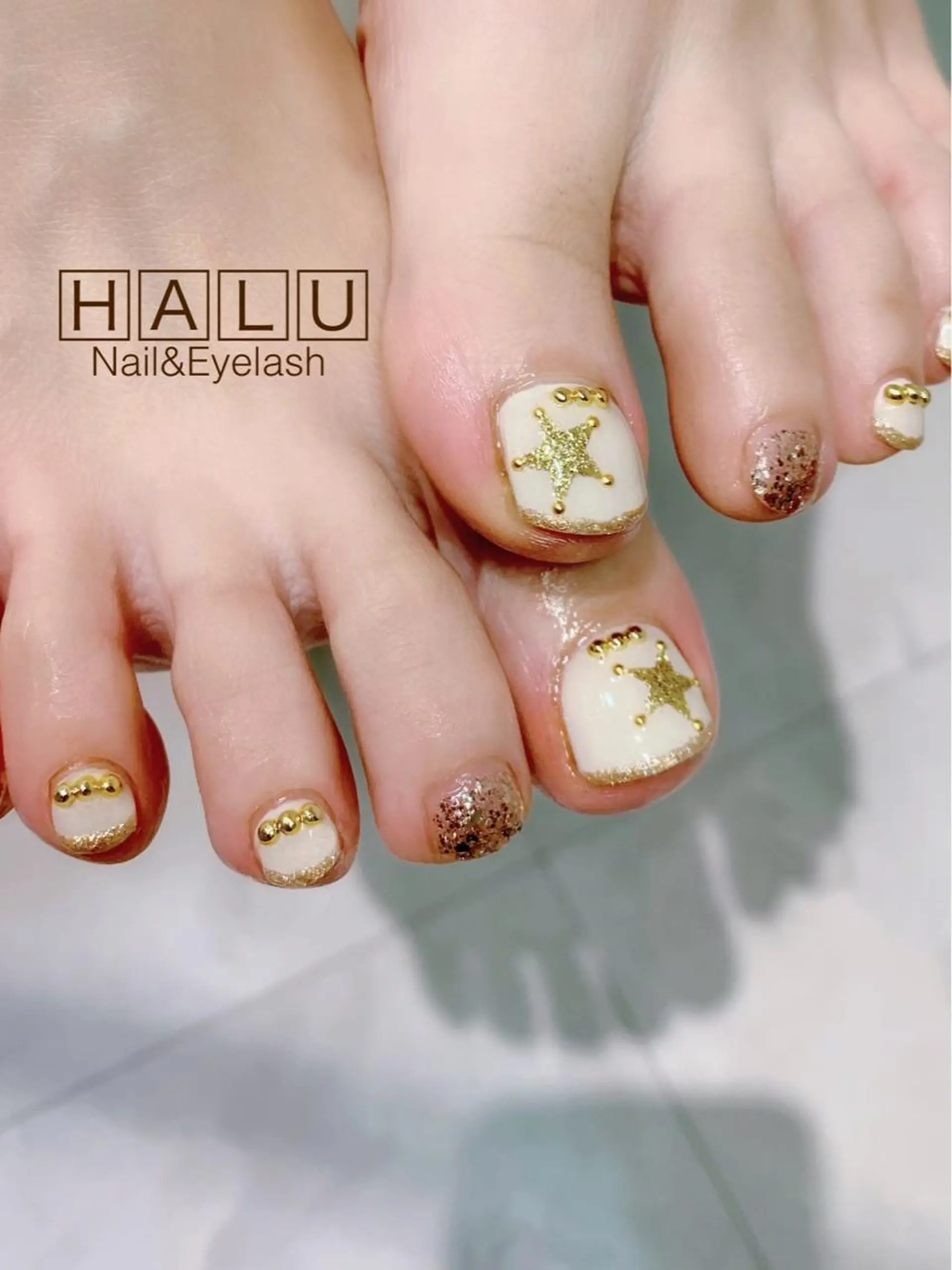 ネイル ゴールド HALU ハルのネイルデザイン