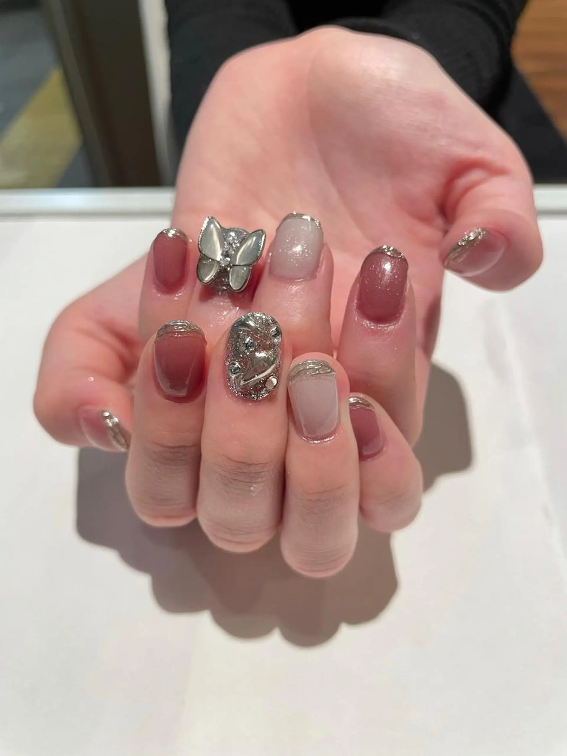 ネイル ハンドネイル 大阪福島 韓国まつげ Sayaka🤍🐩のマツエク・マツパデザイン