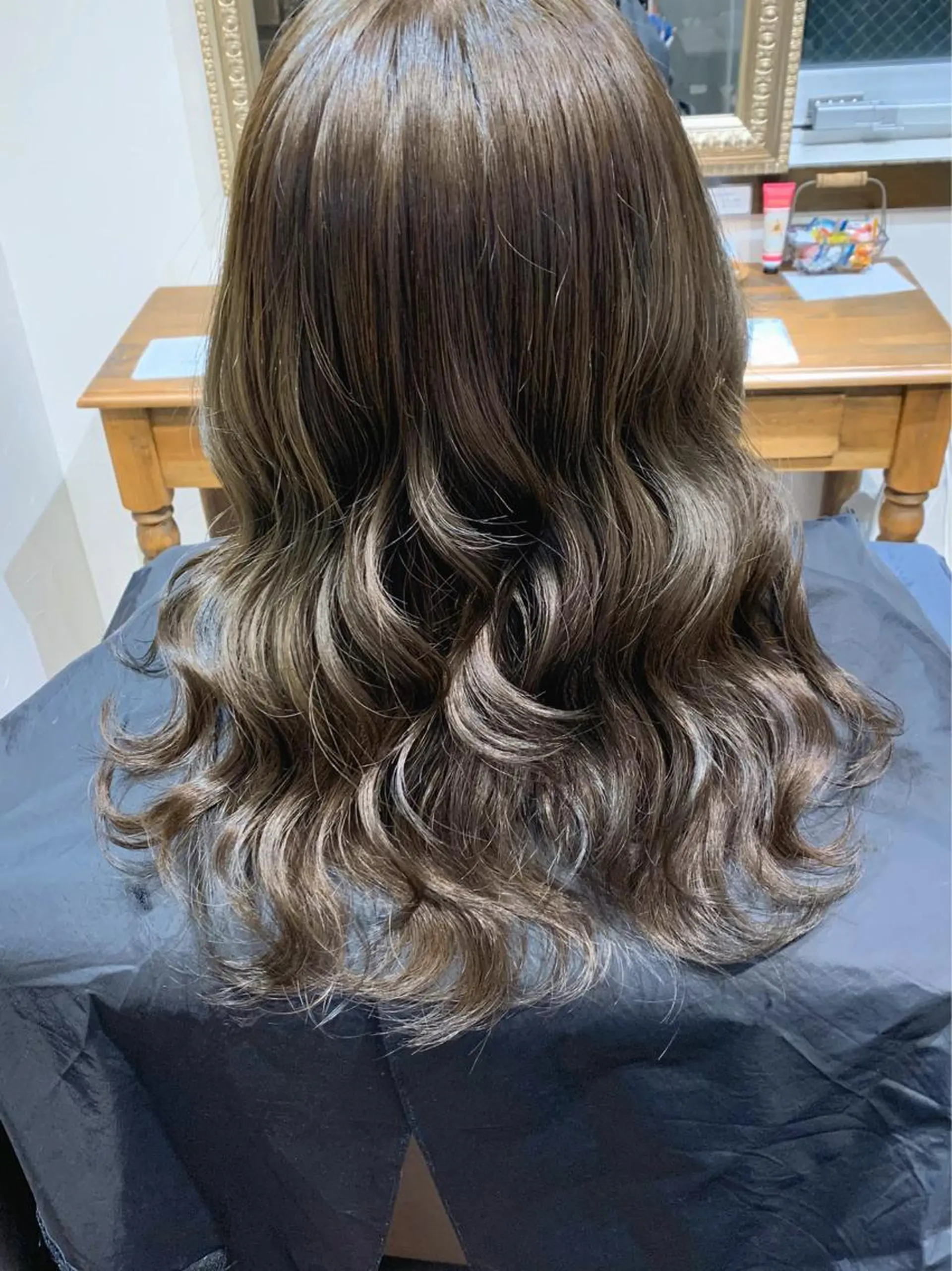ミディアム カラー ヘアアレンジ As hair所属・柔らか垢抜けｶﾗｰと ｶｯﾄ🫧ASUKAのヘアスタイル