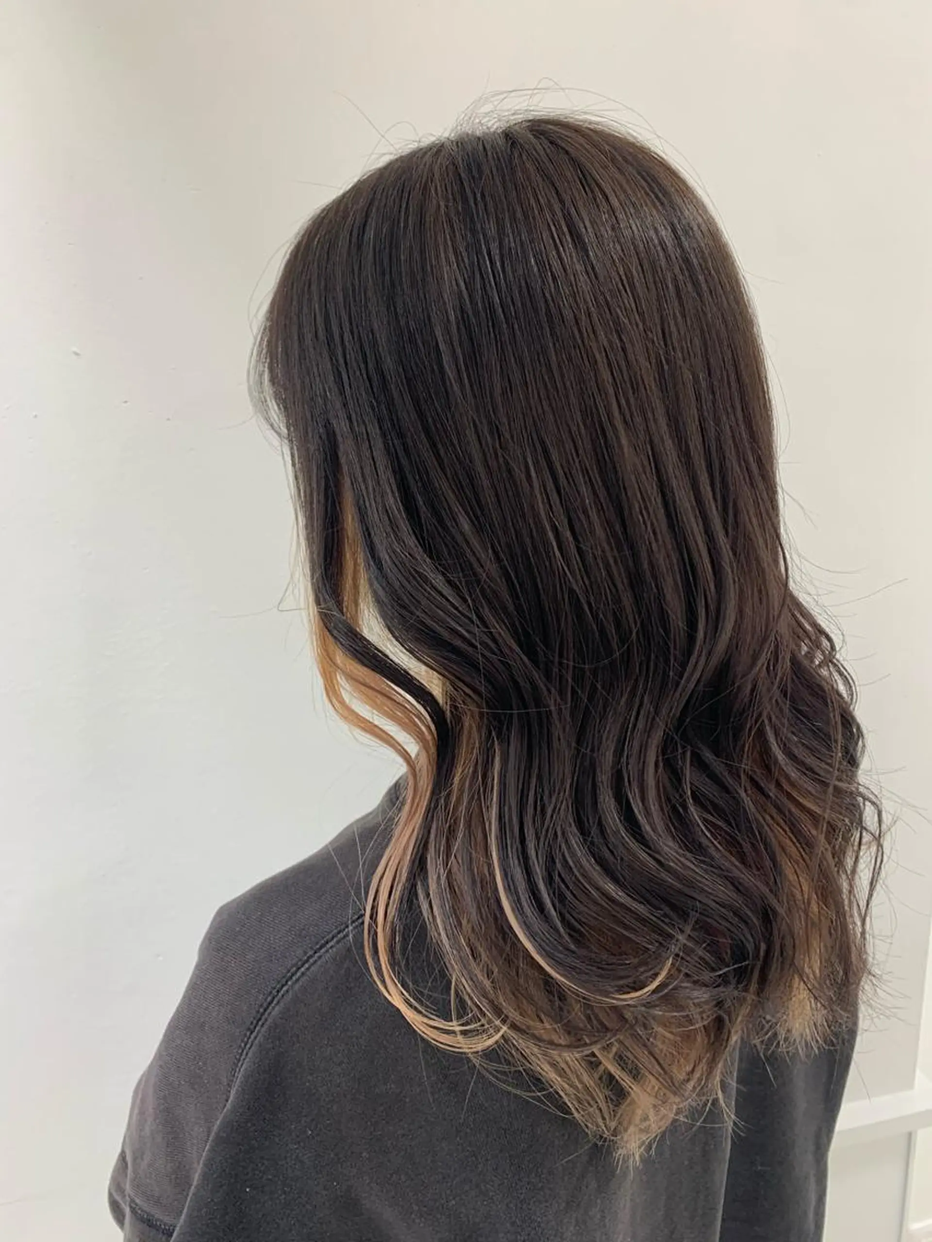 ロング カラー ヘアカラー 山下恋佳/矢場町/ ブリーチ/ショートのヘアスタイル