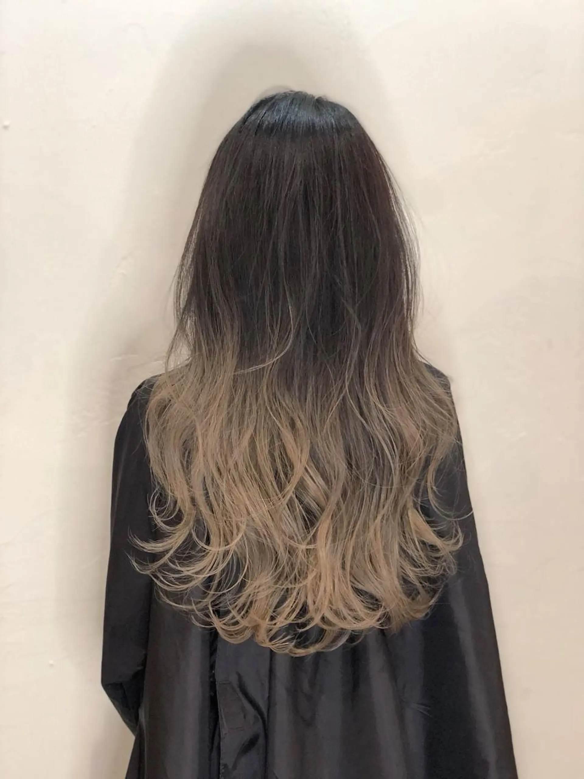 セミロング カラー デザインカラー nail chiaのネイルデザイン