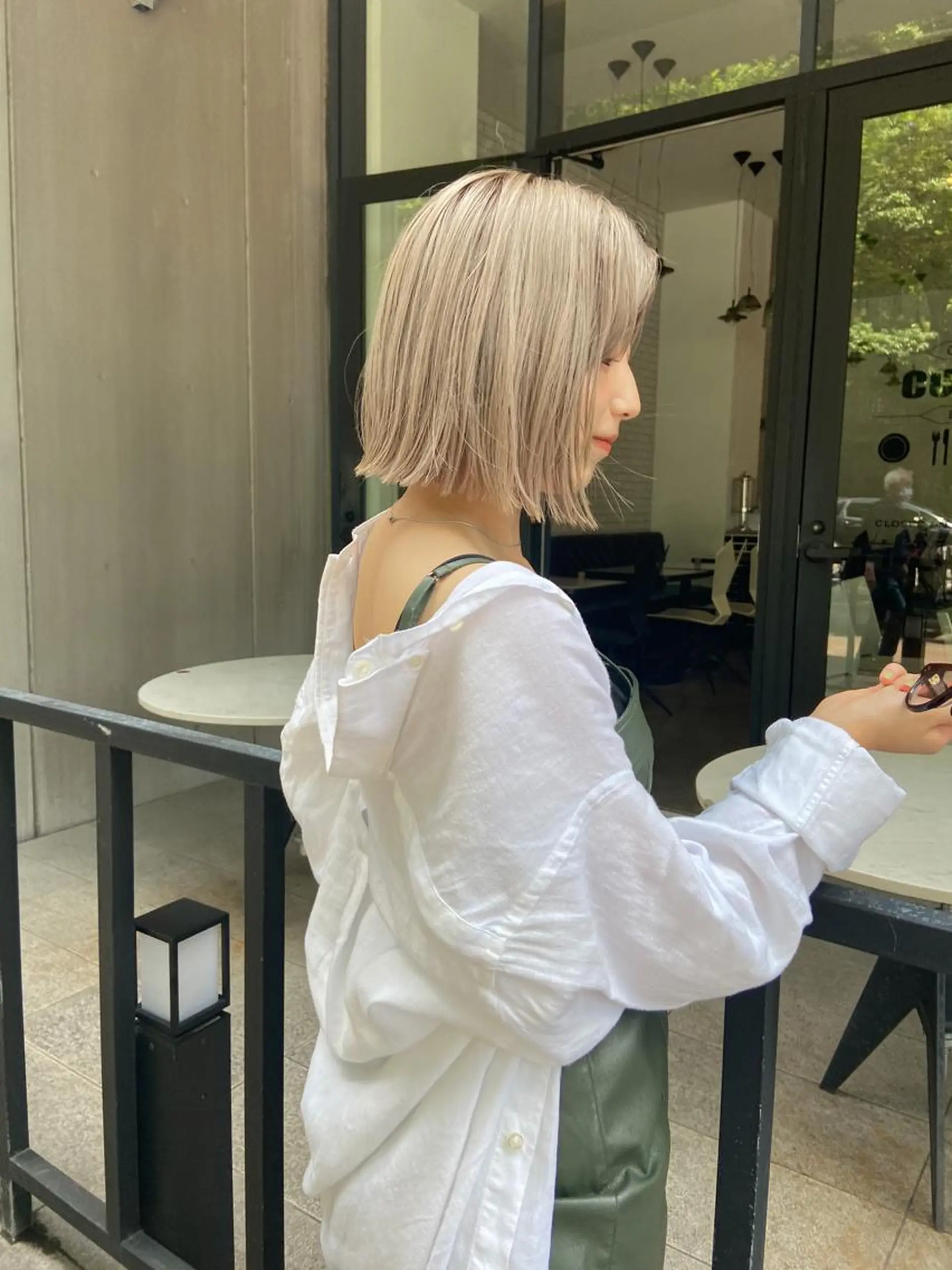 ミディアム カラー カット ヘアカラー トリートメント 岡本康平/ボブ /ブリーチ/レイヤーのヘアスタイル