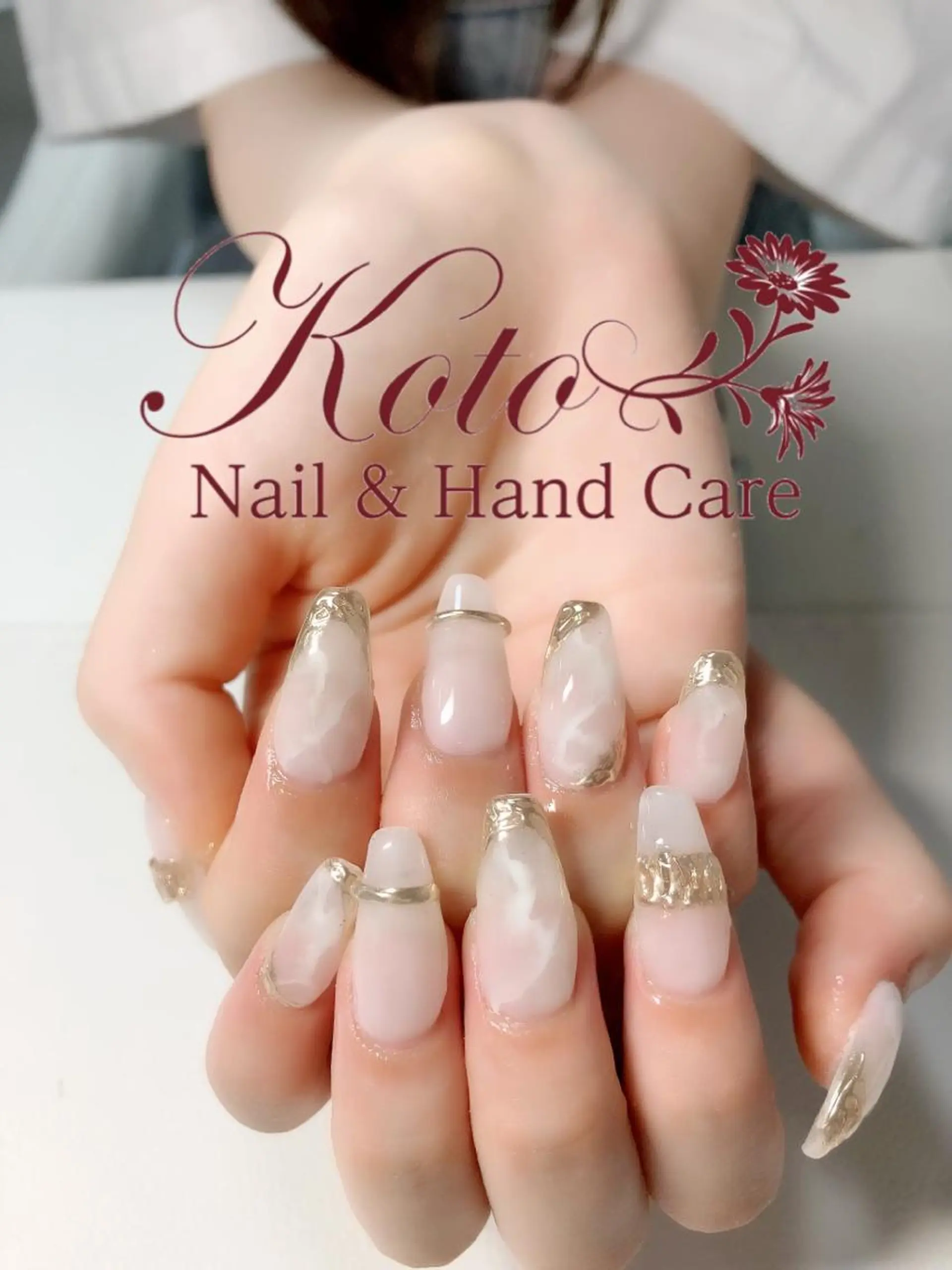 ネイル 長さ出し フットネイル フレンチネイル ジェルネイル ラメ(グリッター) Risa ネイルサロンKOTOのネイルデザイン