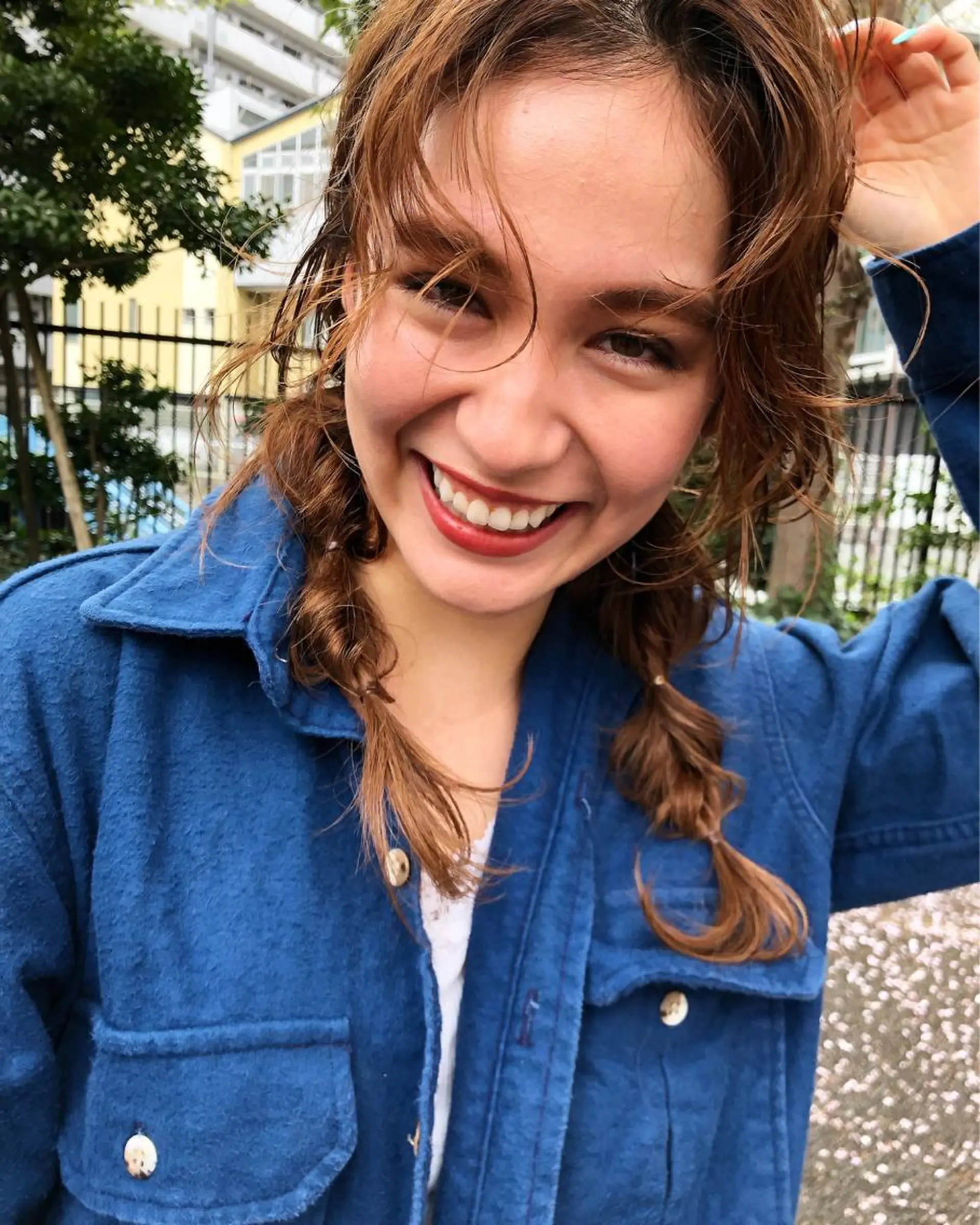 セミロング ヘアアレンジ 顔周りレイヤー/韓国 ブリーチminamiのヘアスタイル