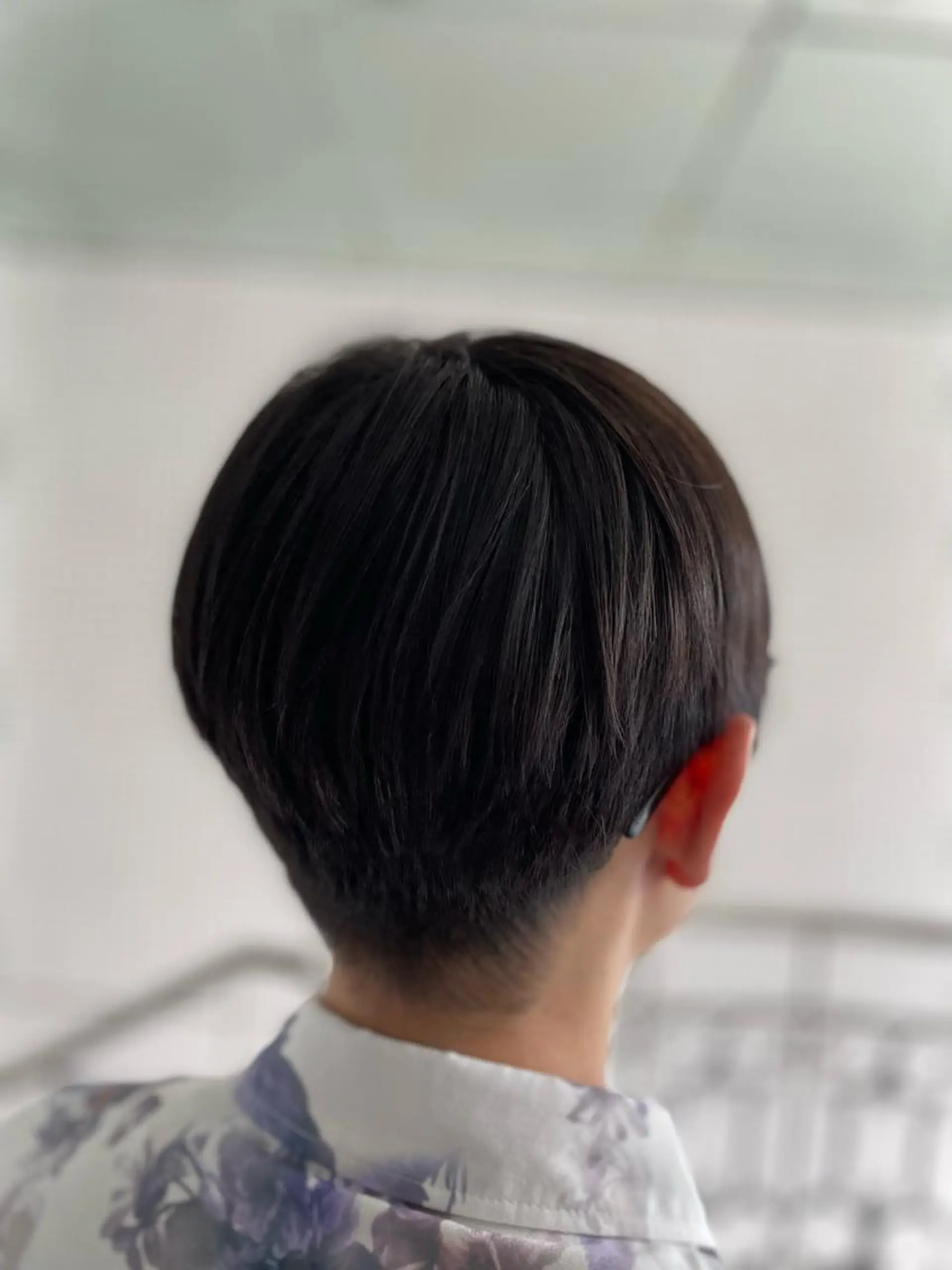 ショート メンズ メンズブリーチ ショートヘア 縮毛矯正 トリートメント 篠原 侑作のヘアスタイル