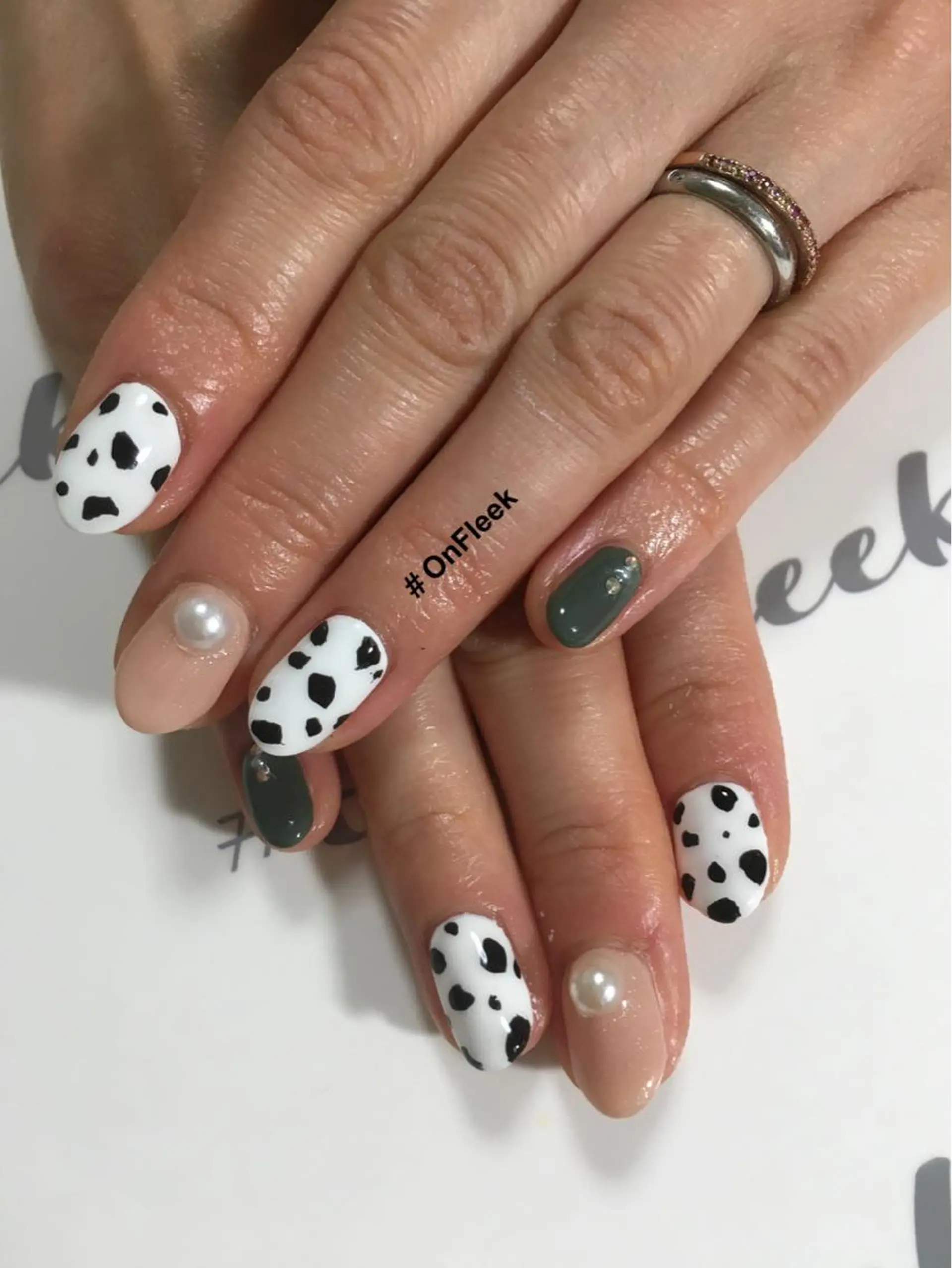 ネイル ハンドネイル NailSalon ＃OnFleekのネイルデザイン