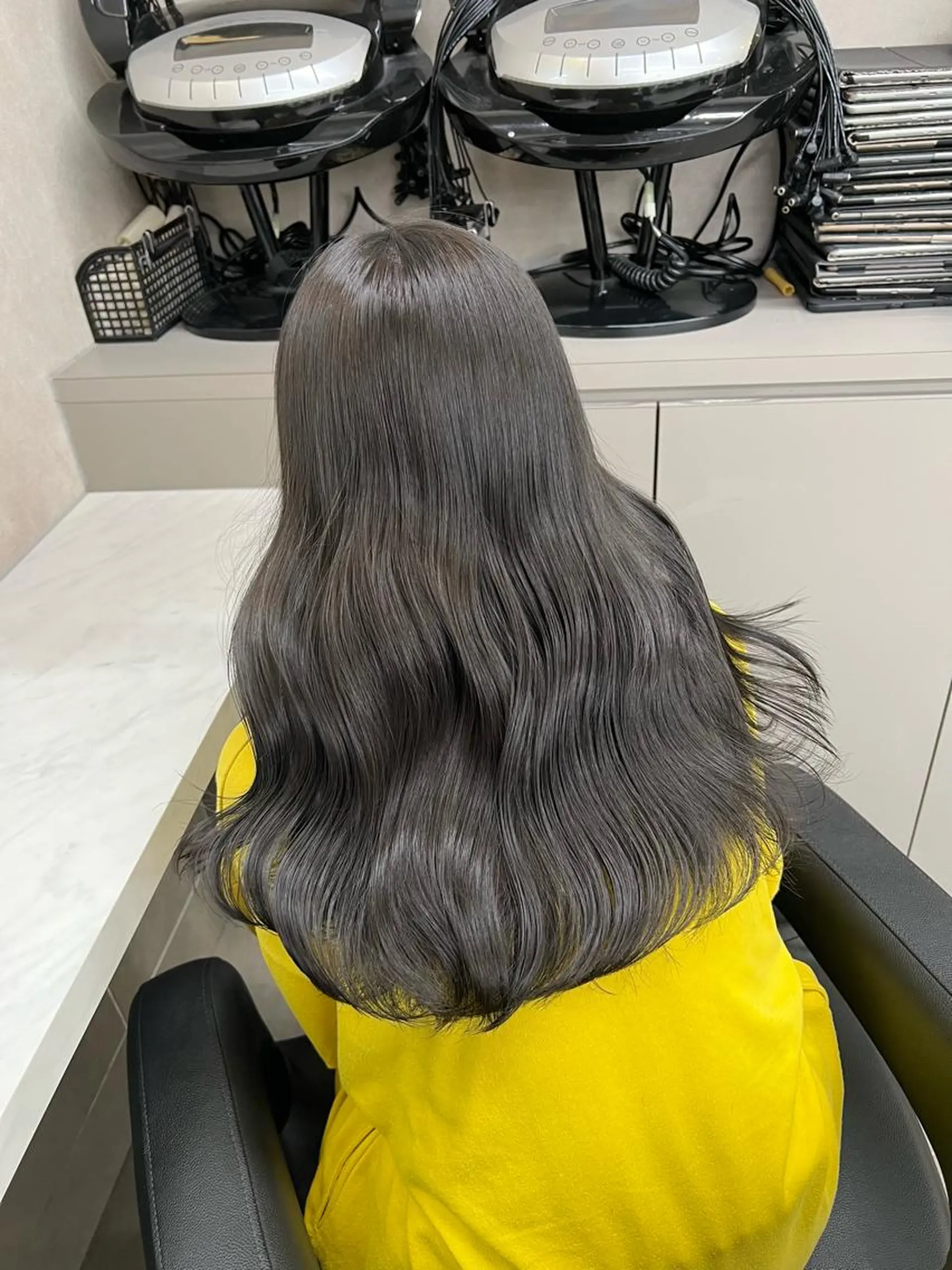 セミロング レイヤー/韓国❣️ 髪質改善/亘紘輝のヘアスタイル