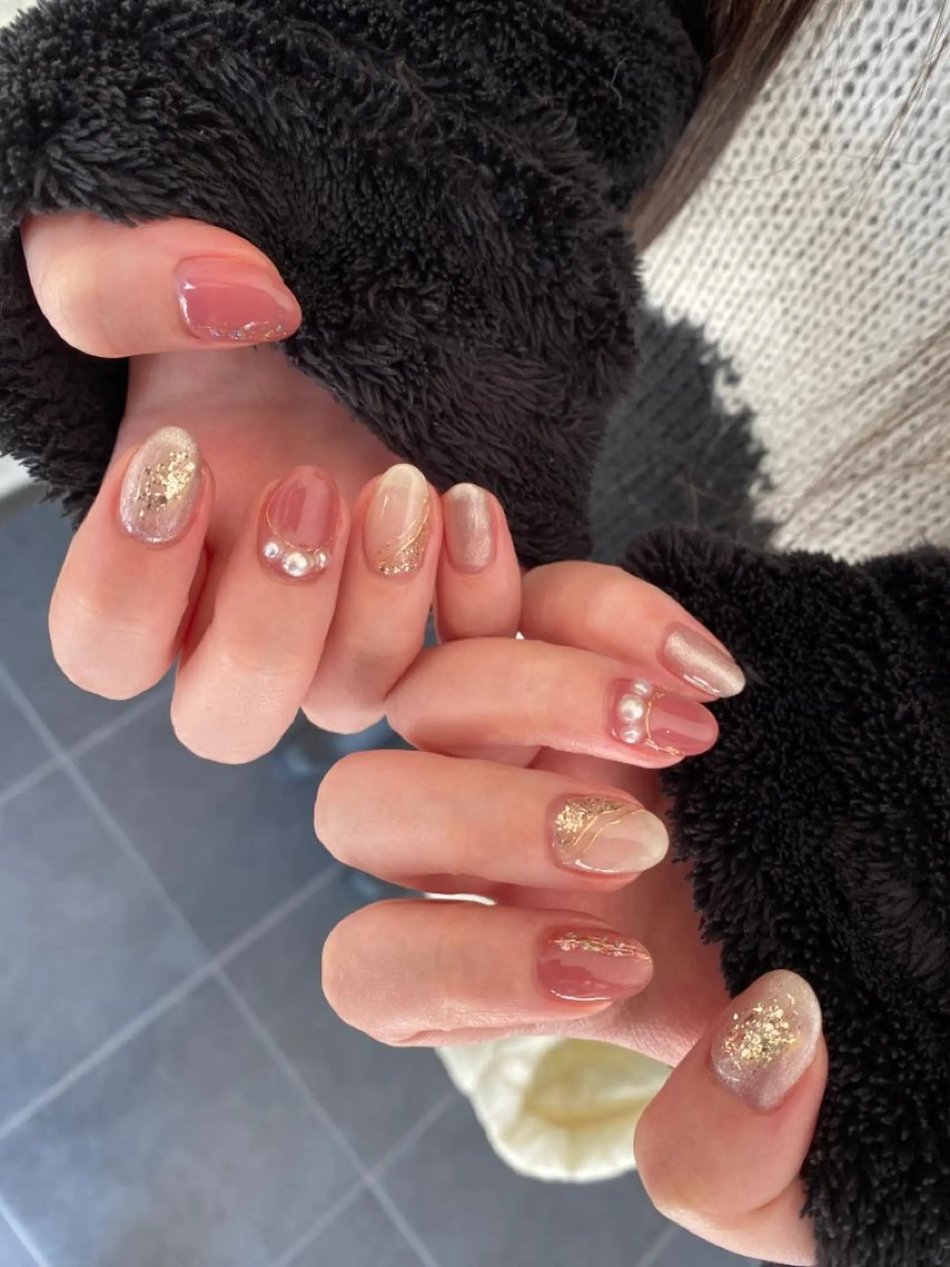 ネイル アニマル柄 アートネイル オーロラネイル クリアネイル 成人式 ハンドネイル ハンドケア Lililas サロン&スクールのネイルデザイン