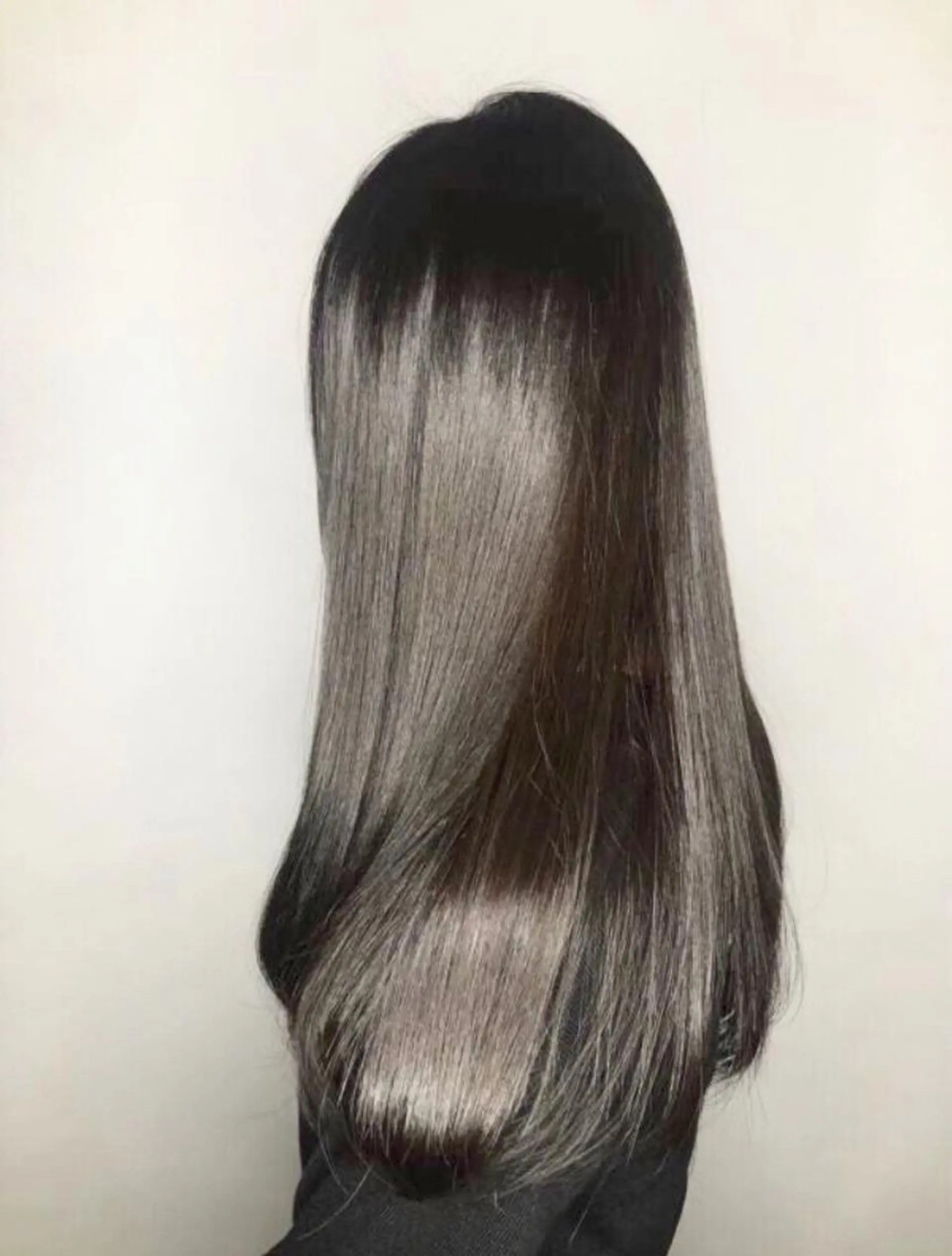 セミロング SOURCE 天王寺のヘアスタイル