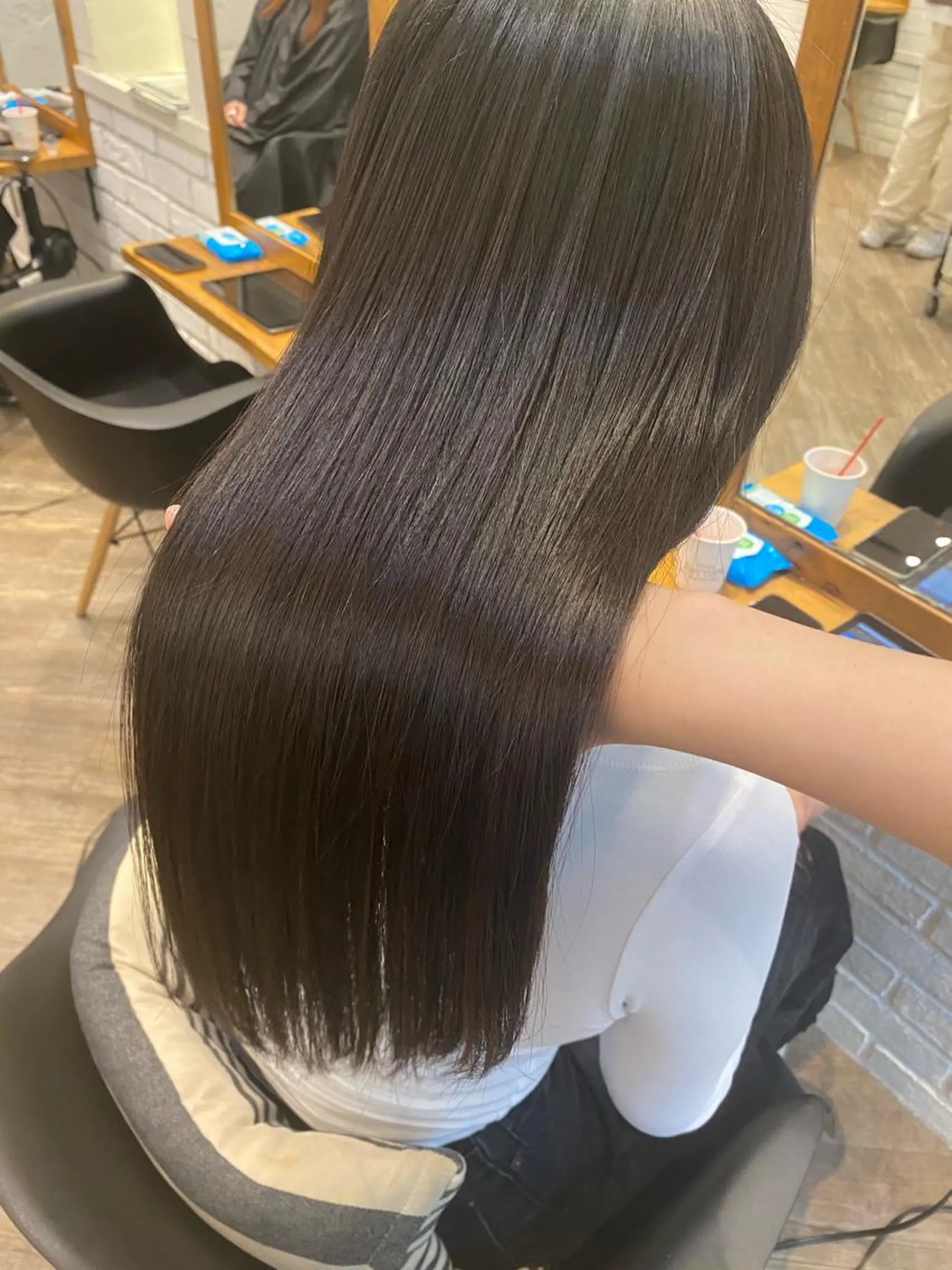 ロング 髪質改善 トリートメント 縮毛矯正 トリートメント Hair Salon BOTTOMS所属・✨透明感ケアカラー✨ 長野ゆきなのヘアスタイル