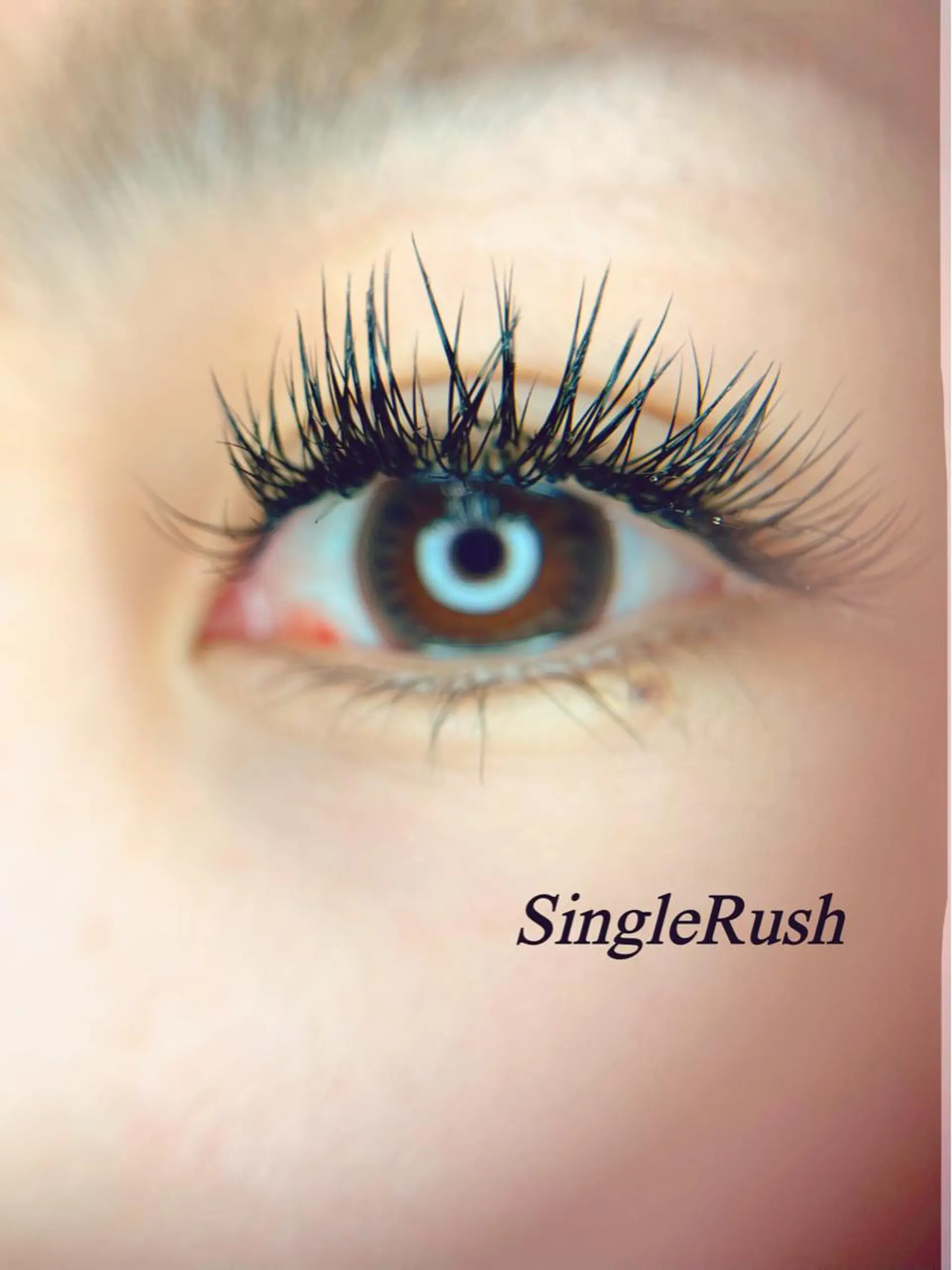 マツエク・マツパ ~LANA~ eyelash / eyebrow salon所属・~𝑳𝑨𝑵𝑨~ 𝑬𝑹𝑰のマツエク・マツパデザイン