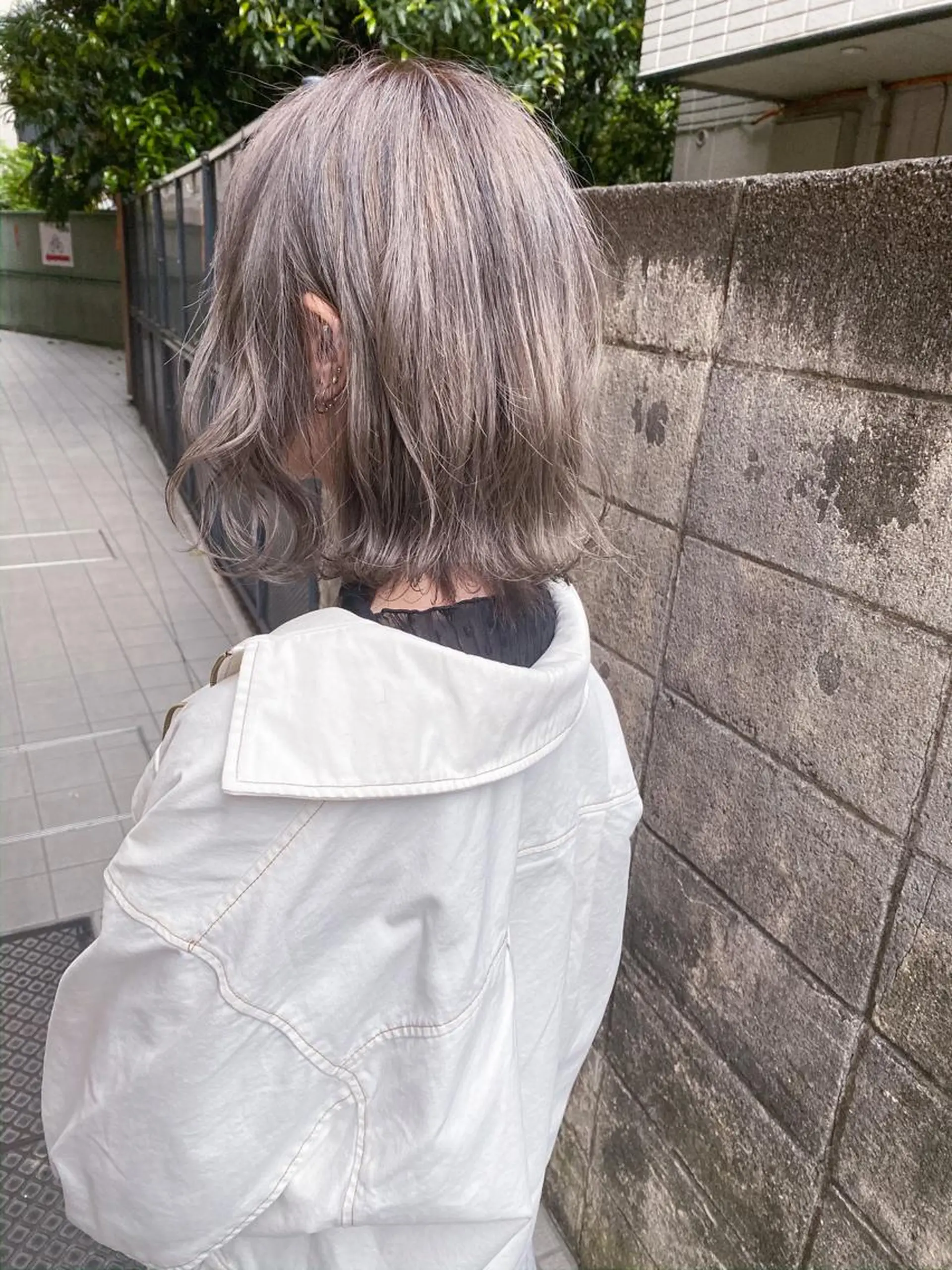 ミディアム カラー パーマ ベージュカラー ブリーチ 透明感カラー ブリーチなしカラー 髪質改善、エクステ 山口卓哉のヘアスタイル