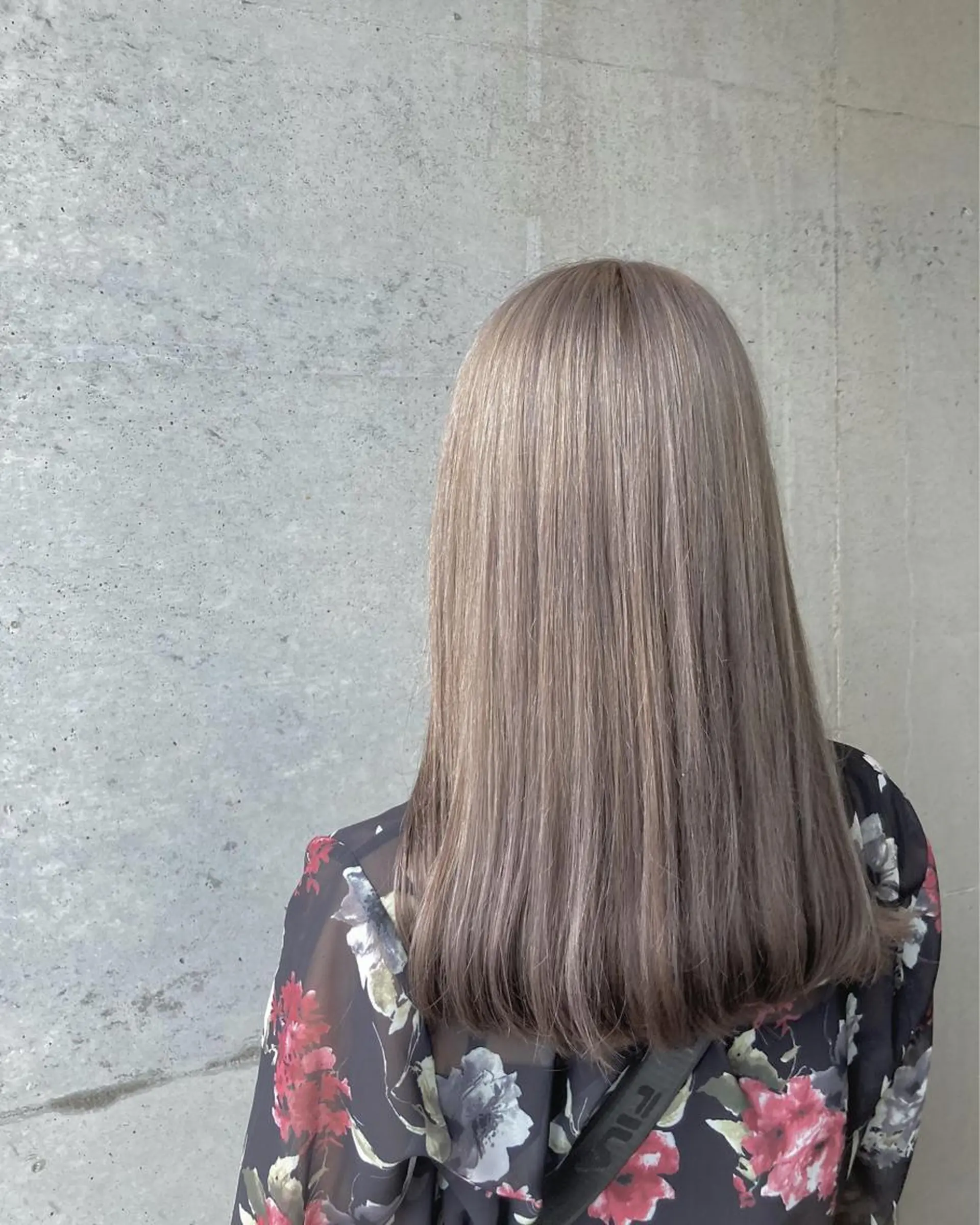 セミロング カット トリートメント は まべのヘアスタイル