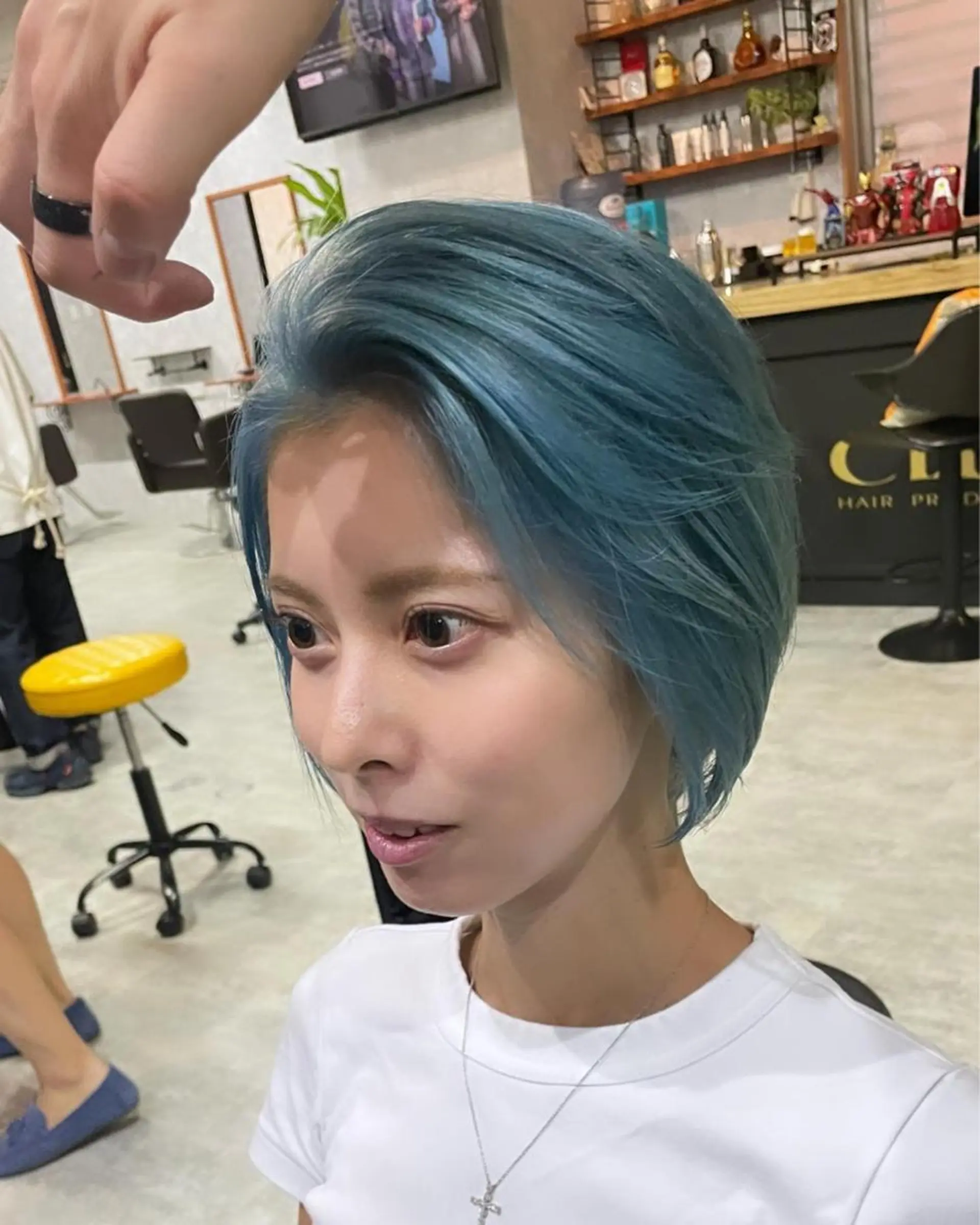 ショート andKおもろまち店 艶ダブルカラー✨のヘアスタイル