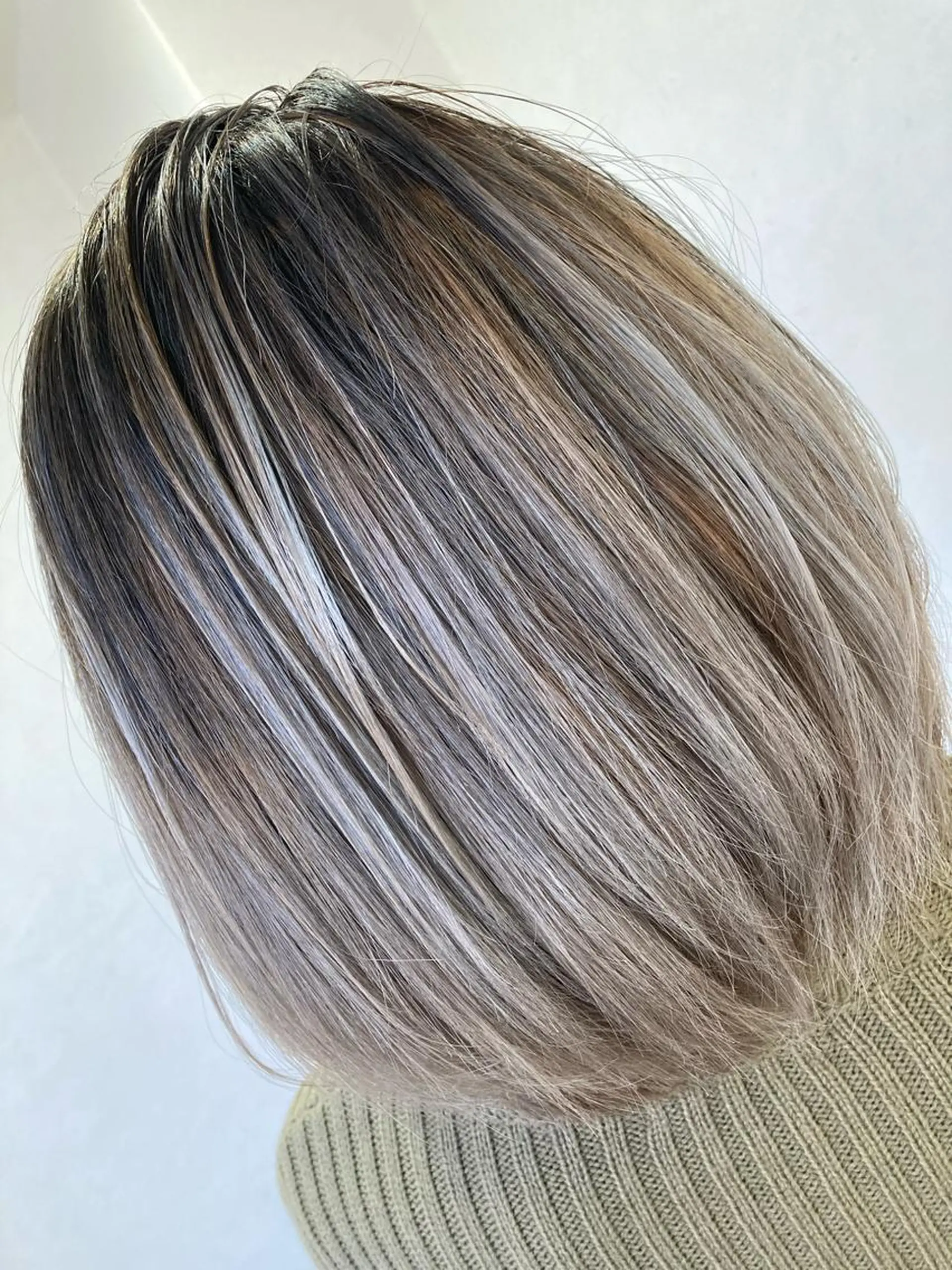 ミディアム カラー ヘアカラー ブリーチ毛縮毛矯正 👑山口のヘアスタイル