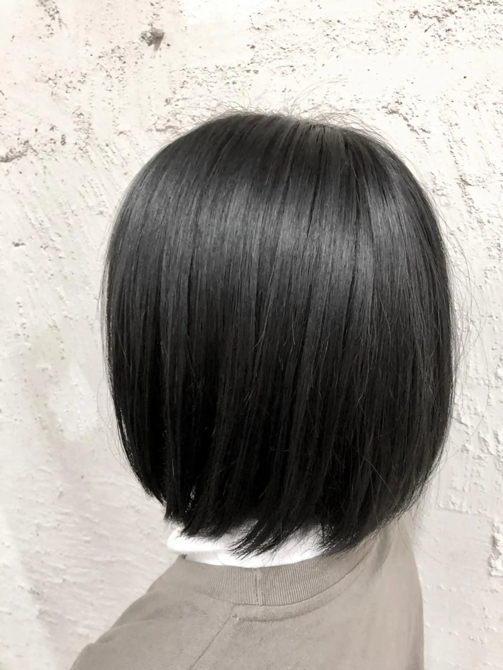 ショート カラー 黒髪 ブルーカラー ブルーブラック 桐原 竜也のヘアスタイル