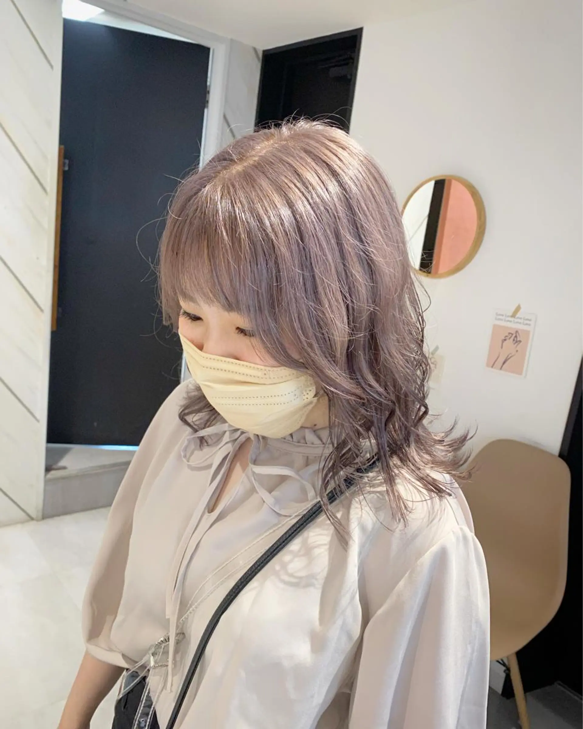 ミディアム デザイン🥇複雑履歴 ハイトーン特化のヘアスタイル