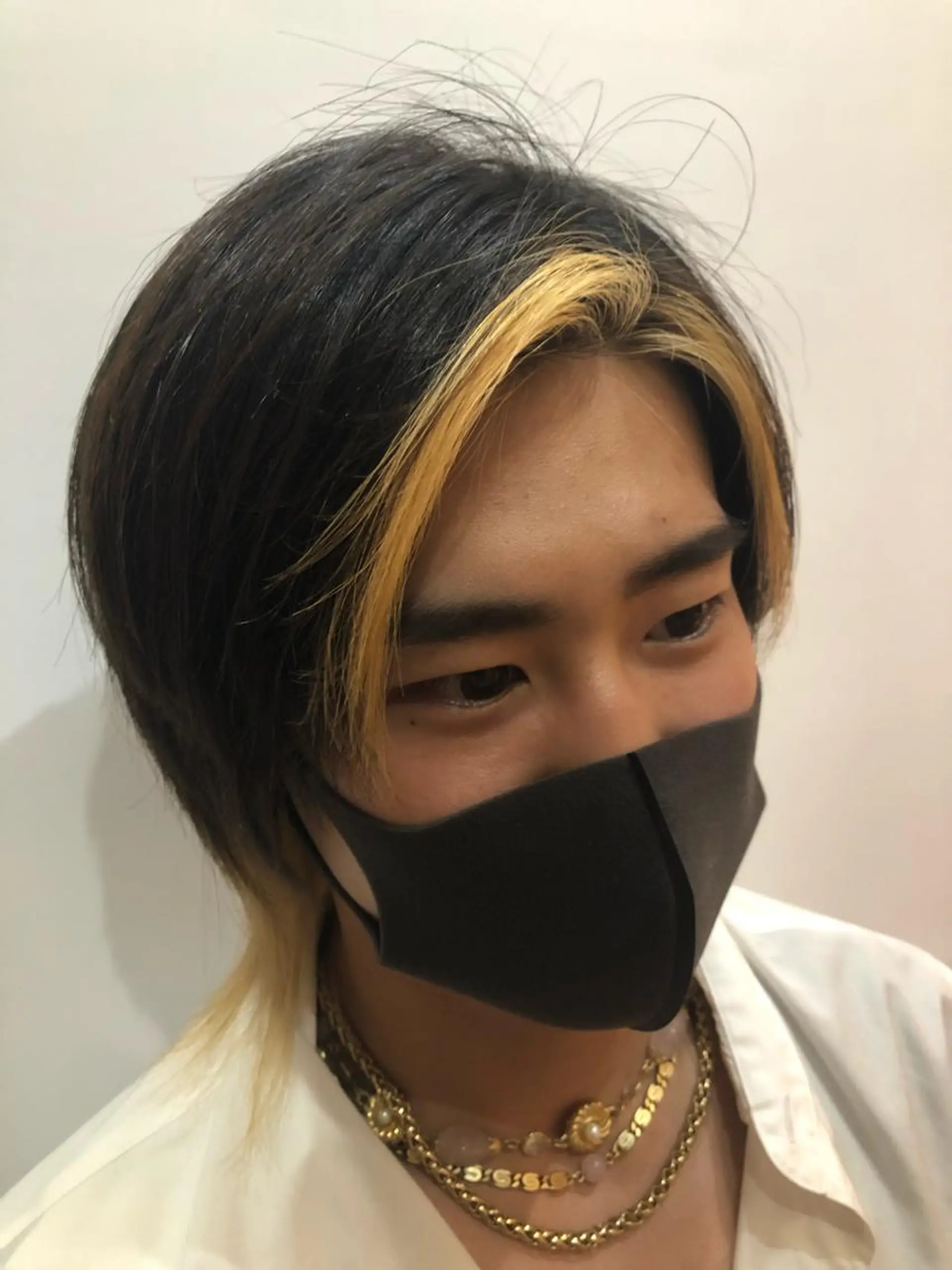 ショート カラー メンズ ミストバング  フェイスフレーミング 高山🐬髪質改善 池袋で縮毛矯正のヘアスタイル