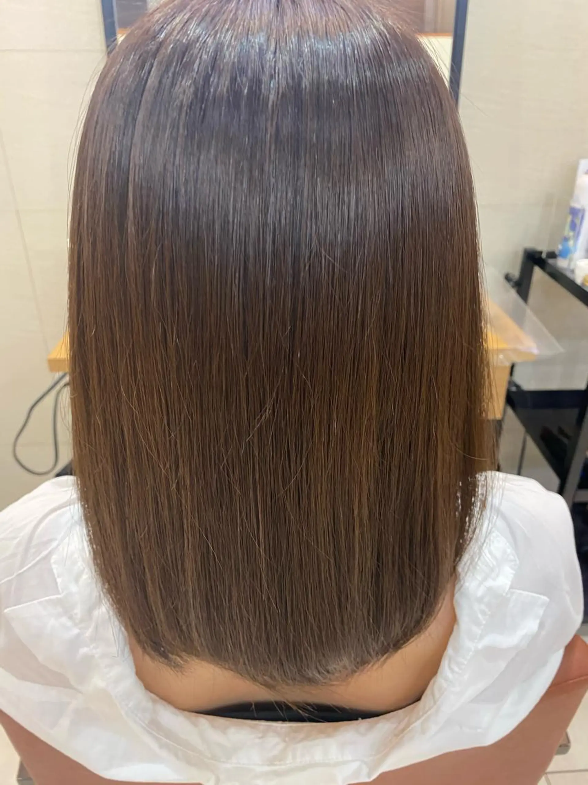 セミロング カラー 透明感カラー あやめ【顔まわり/レ イヤー/柔らかカラ】のヘアスタイル