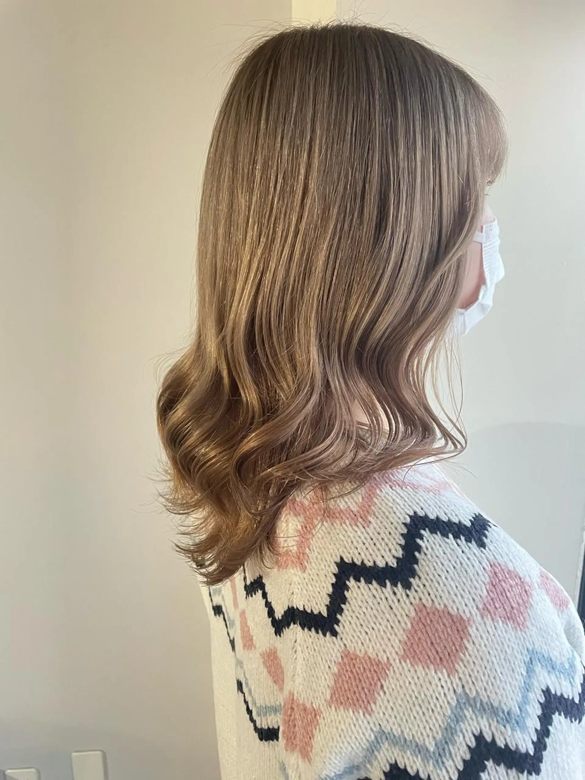 カラー La fith hair ray 札幌店所属・顔まわり/W カラー/リョウのヘアスタイル