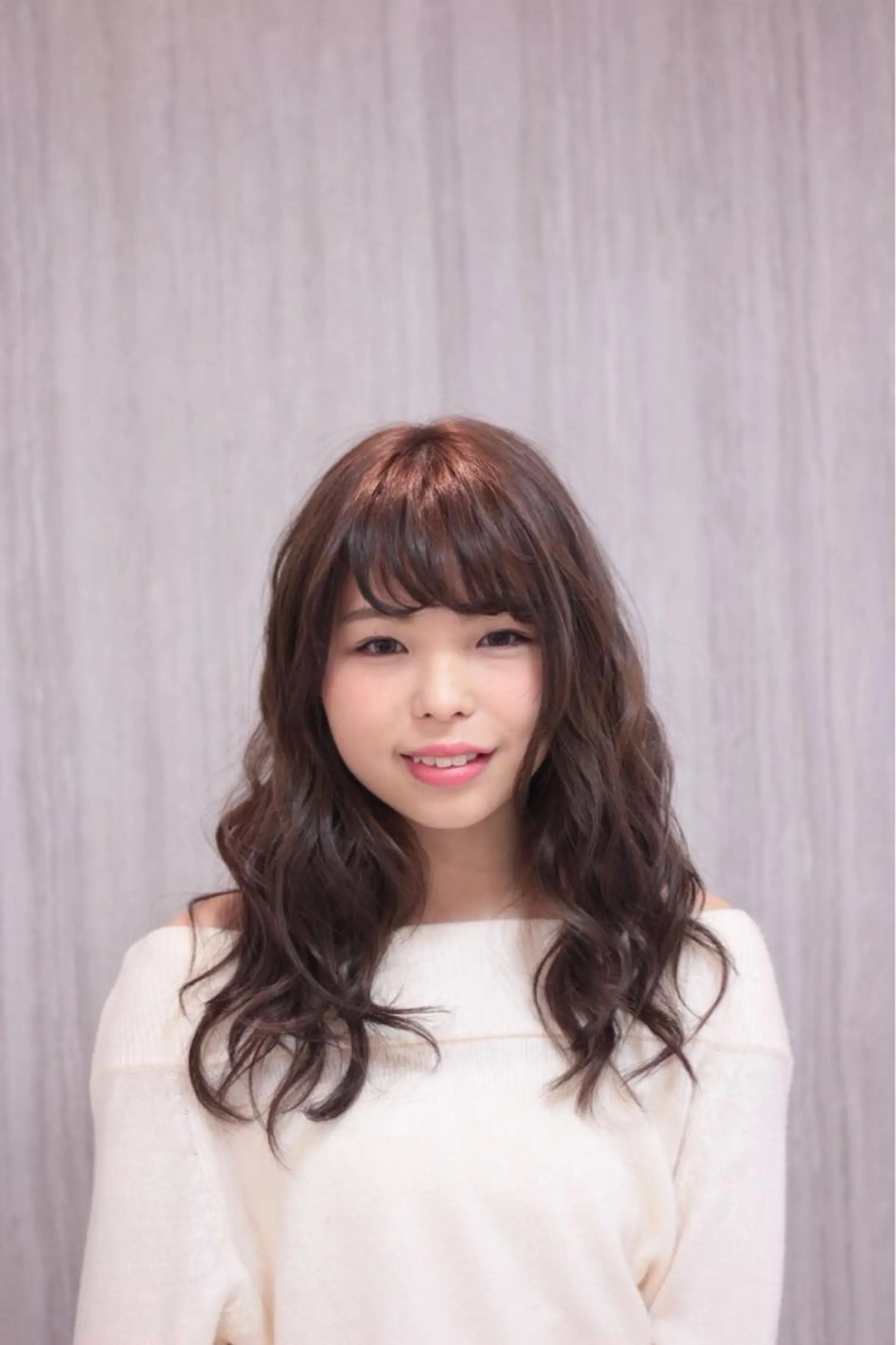 ミディアム 二狼  （じろう）のヘアスタイル