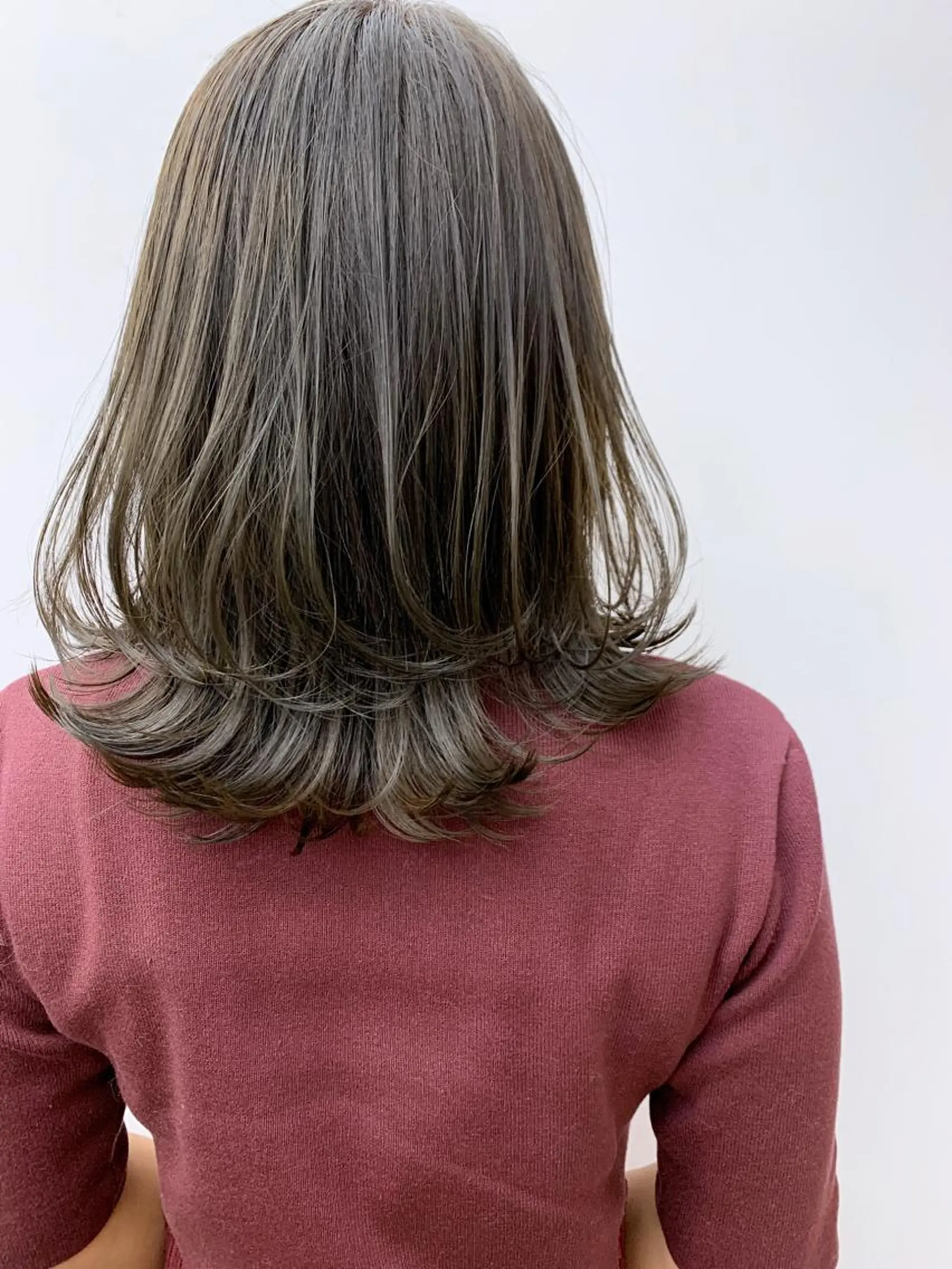 ショート カラー グレージュ カーキグレージュ Deseo 髪質改善 店長🫧ダイトのヘアスタイル