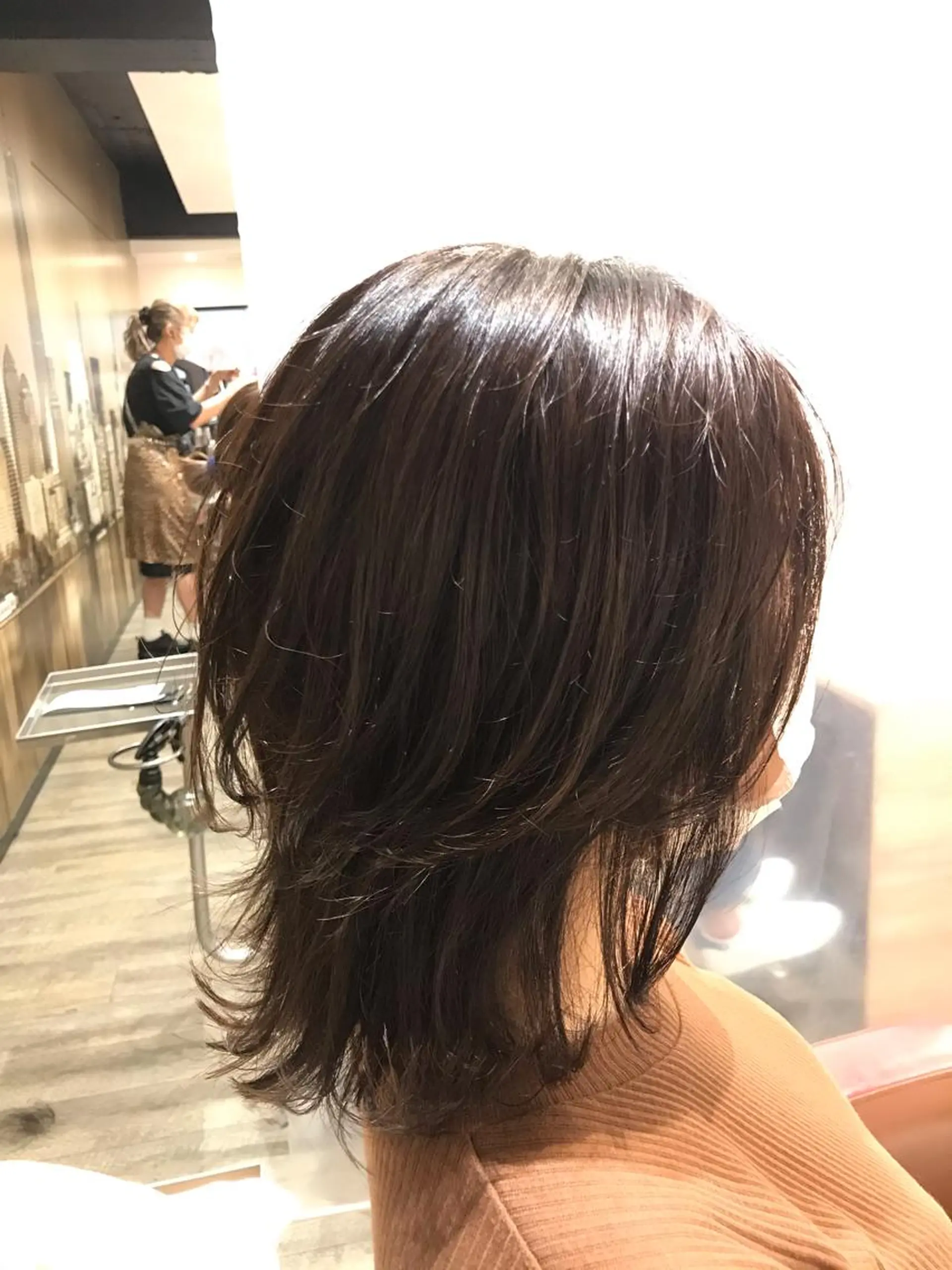ミディアム レイヤーカット ウルフカット ウルフレイヤー 限定クーポン 💕大量更新ブリーチのヘアスタイル