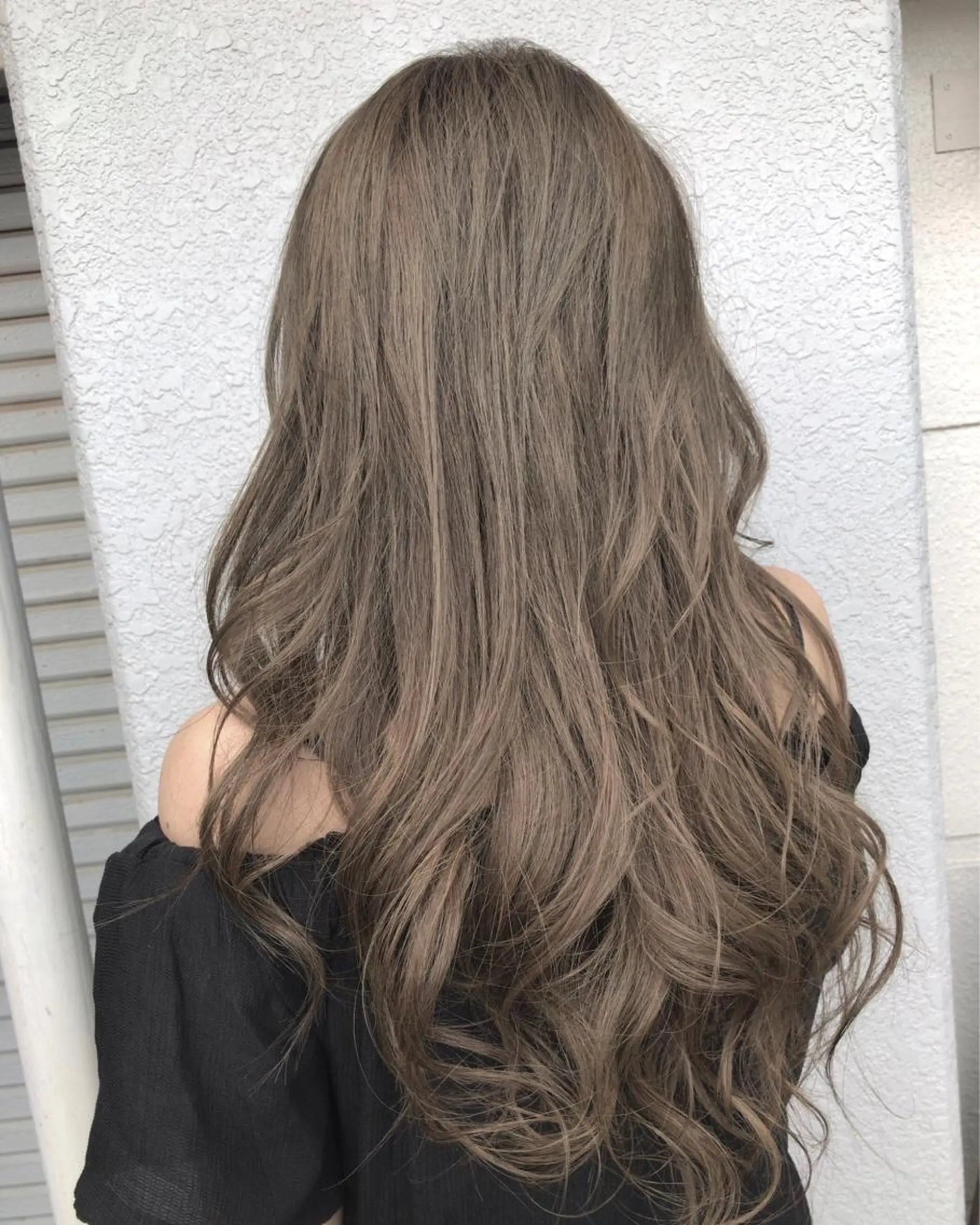 ロング カラー レイヤーカット匠 イソザキノリユキのヘアスタイル
