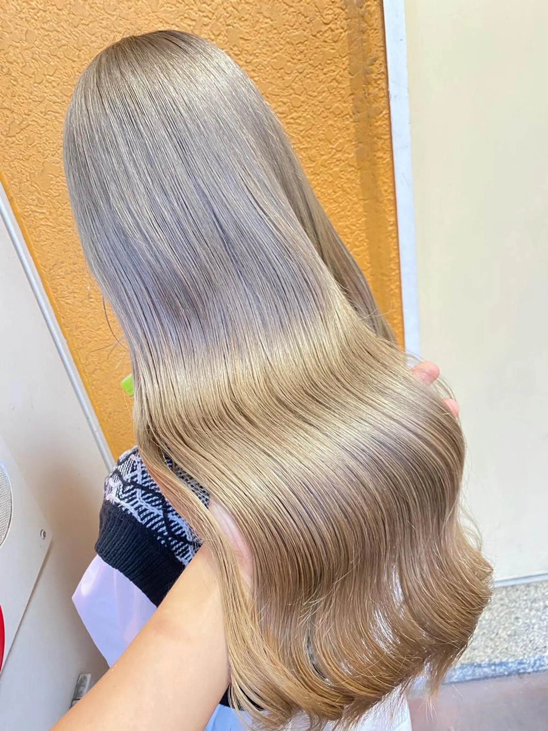 ロング カラー 🌟トップデザイナー 高橋🌟のヘアスタイル