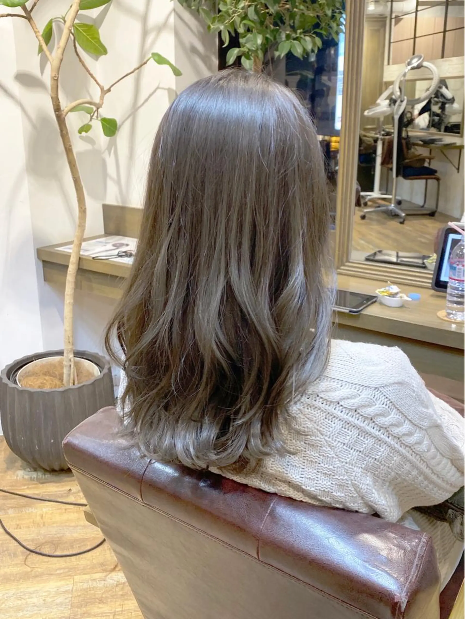 ミディアム カラー ベージュカラー 透明感カラー 髪質改善くすみカラー 🍀/石川大輔のヘアスタイル