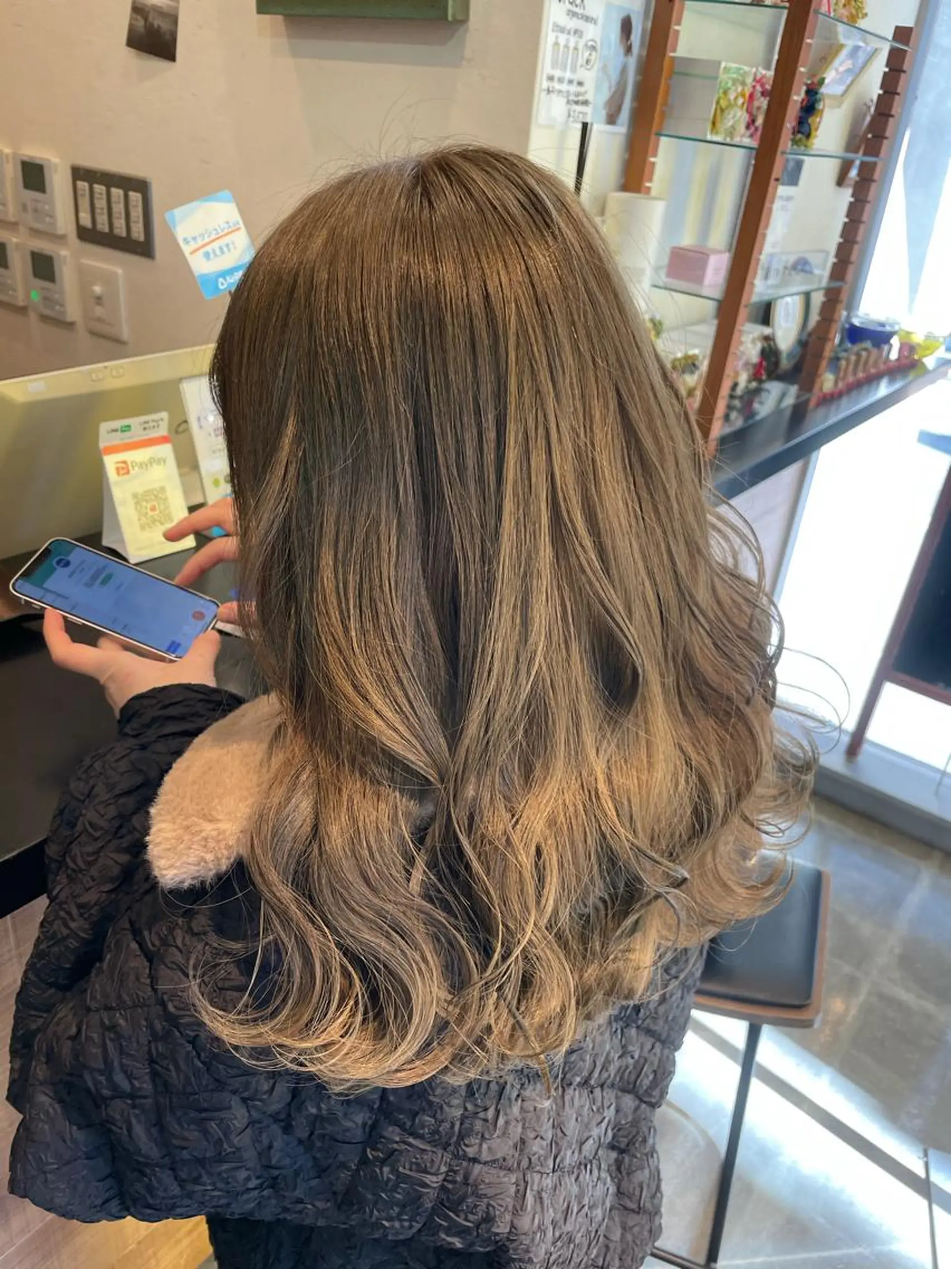 ロング カラー 齋藤 結愛のヘアスタイル