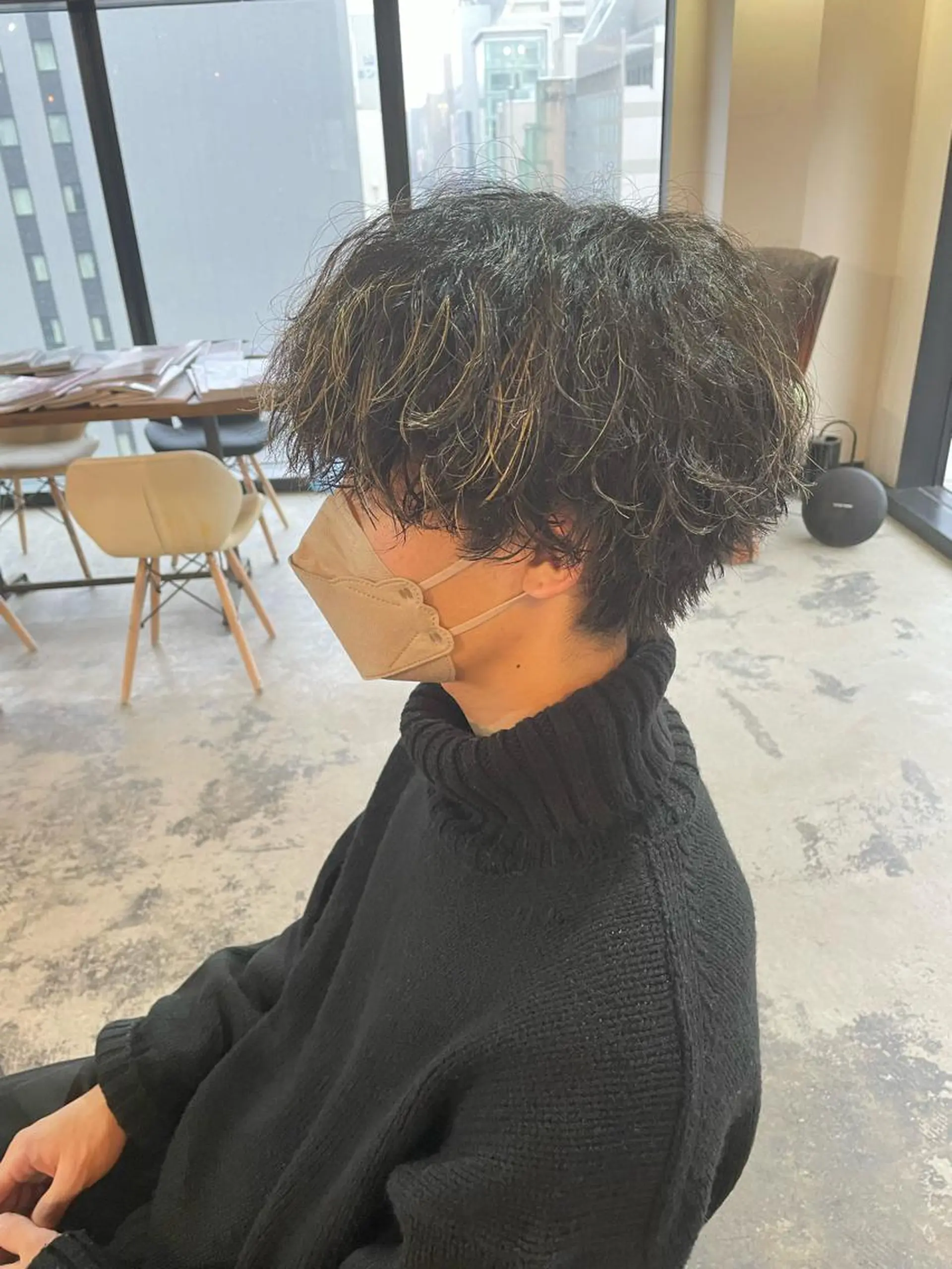 パーマ メンズ La fith hair ray 札幌店所属・顔まわり/W カラー/リョウのヘアスタイル