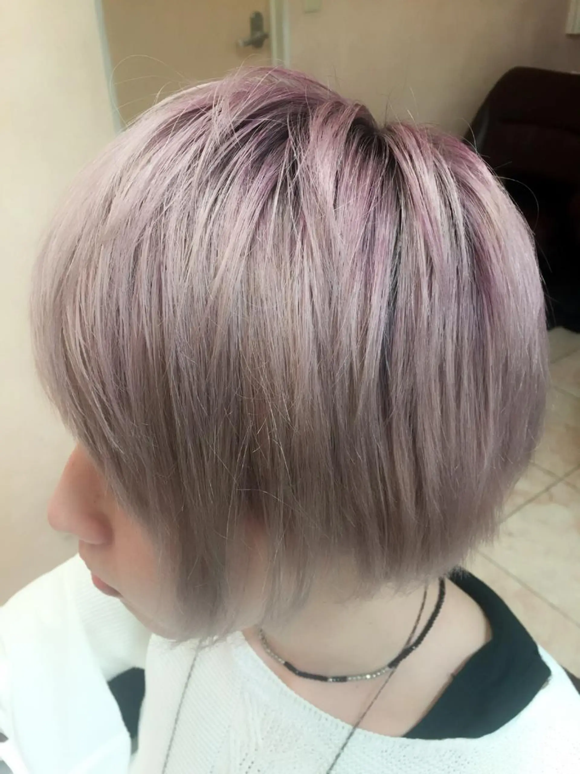 ショート カラー ハイトーンカラー パープルカラー シルバー 髪質改善×大人可愛い 艶髪🫧ダイトのヘアスタイル