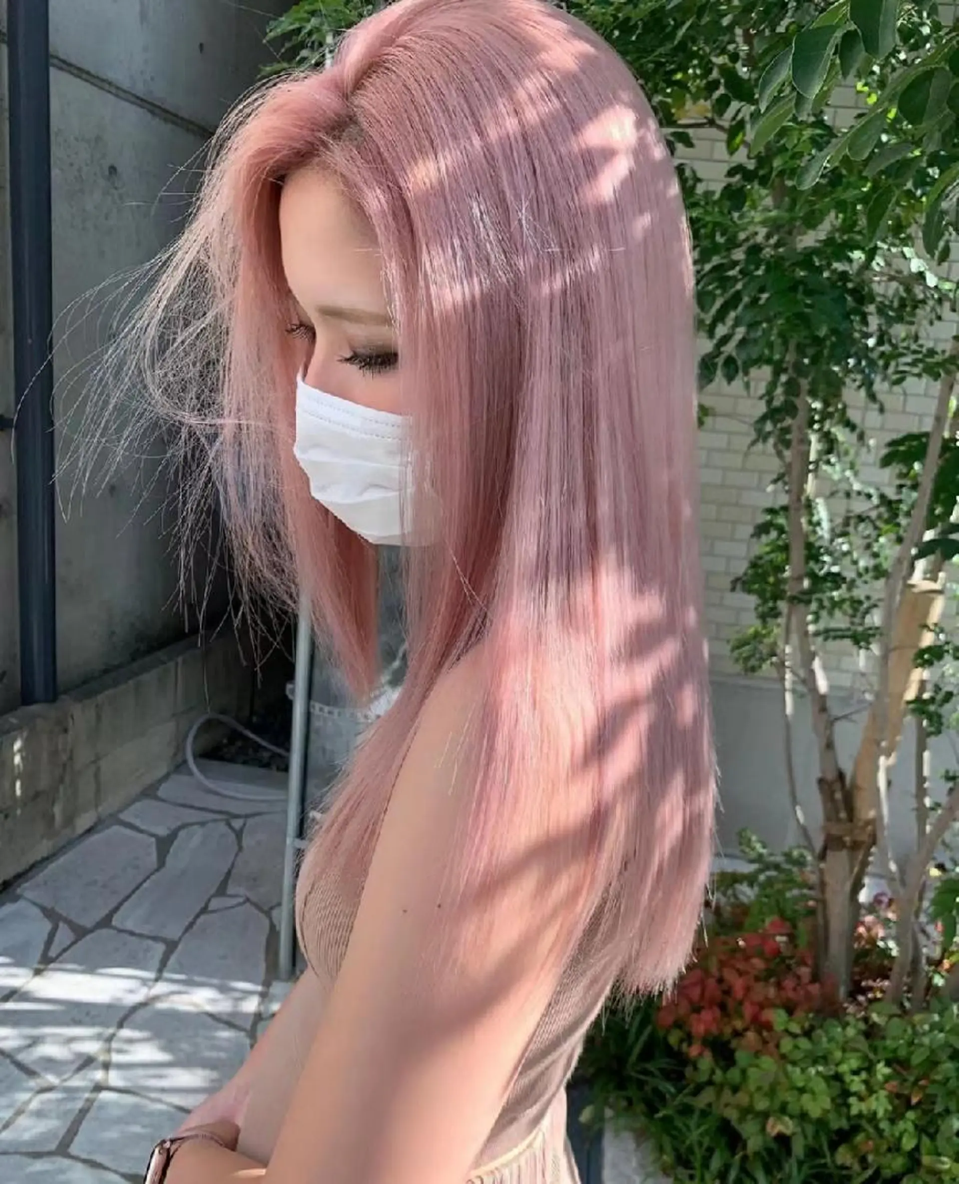 セミロング カラー マツエク・マツパ u hair所属・こばやし ももこのヘアスタイル