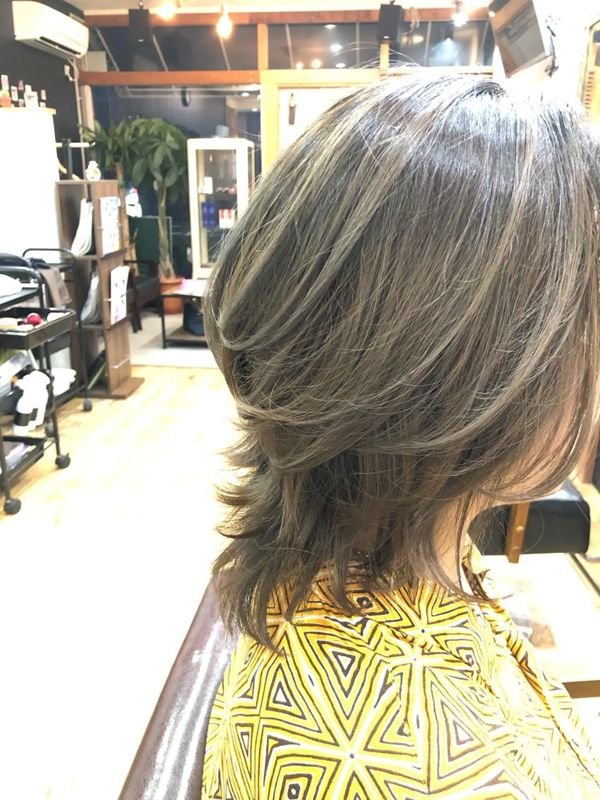 ミディアム THREE所属・THREE 関根大のヘアスタイル