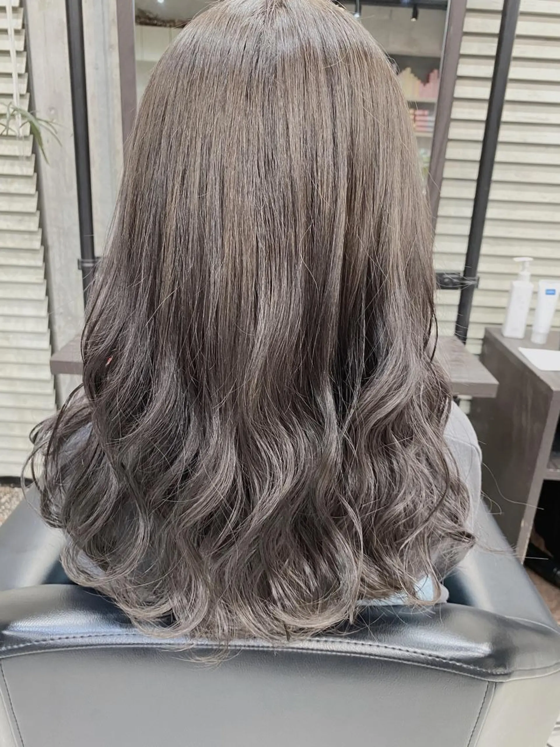 セミロング カラー 新宿/韓国風レイヤー 髪質改善/渋谷直樹のヘアスタイル