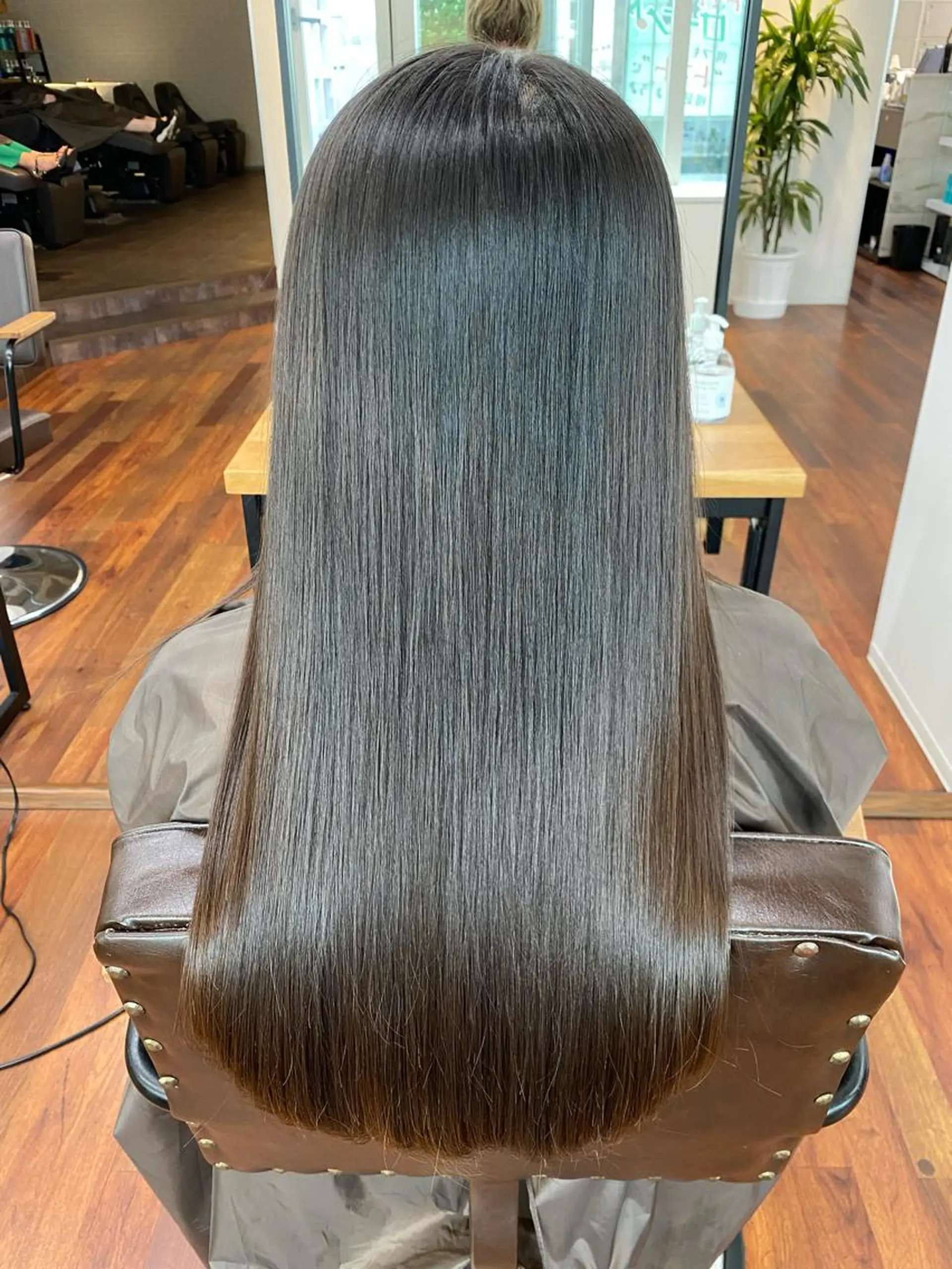 ロング 髪質改善 GRANLUSSO 岡山駅前 ビックカメラ5階所属・岡本 智次のヘアスタイル