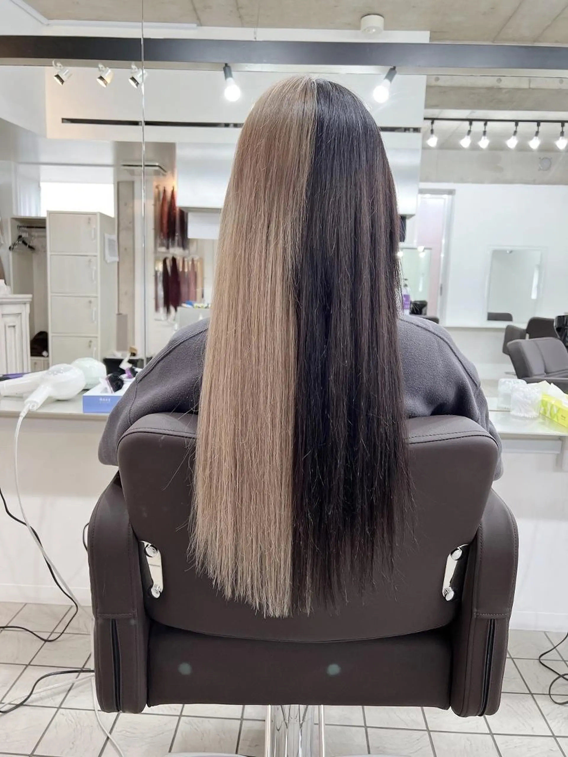 ロング カラー LuciA/エクステ カラーのヘアスタイル