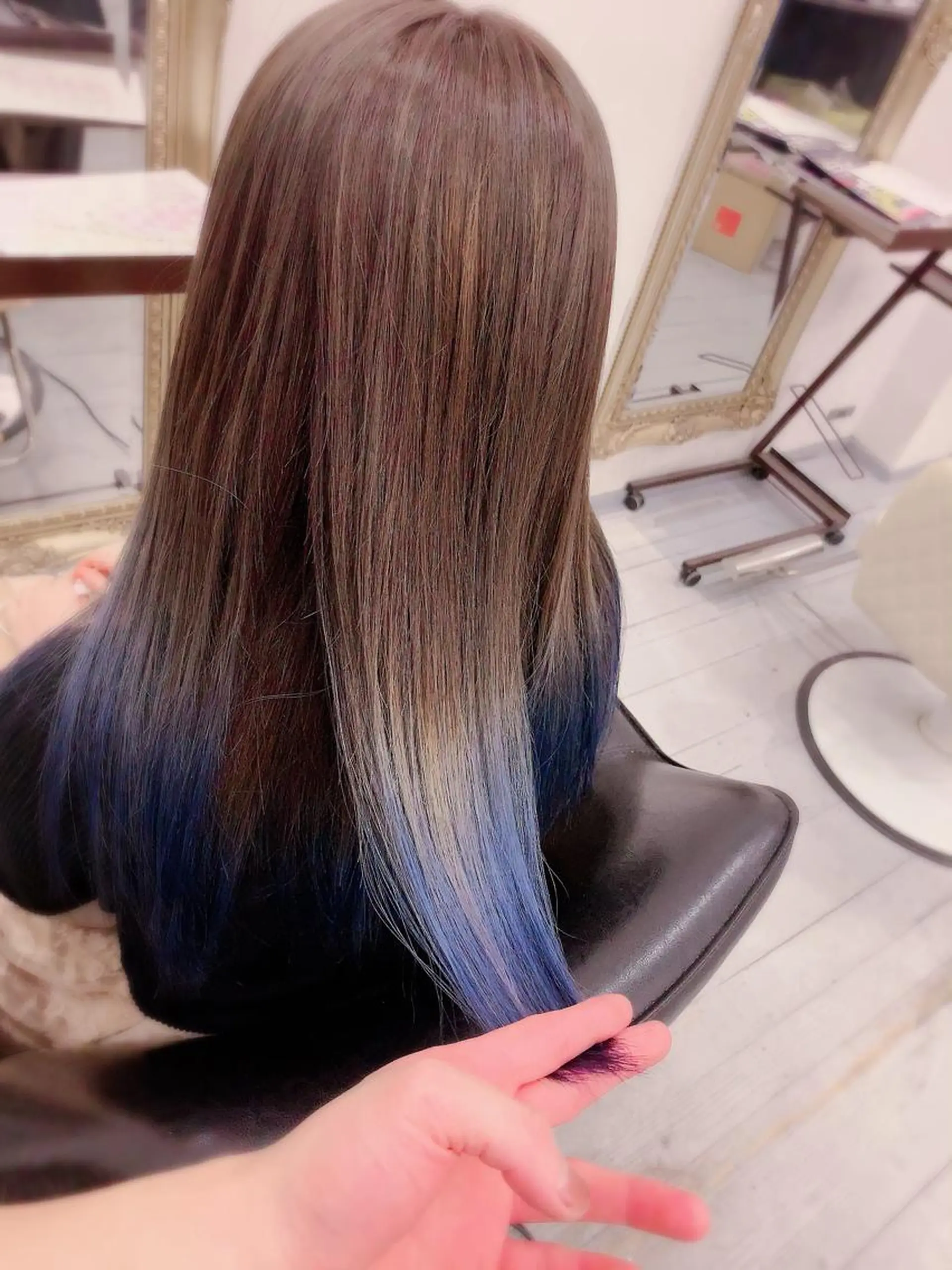 ロング カラー グラデーションカラー ネイビーカラー ヘアカラー トリートメント 💎JADE GRACE💎のヘアスタイル