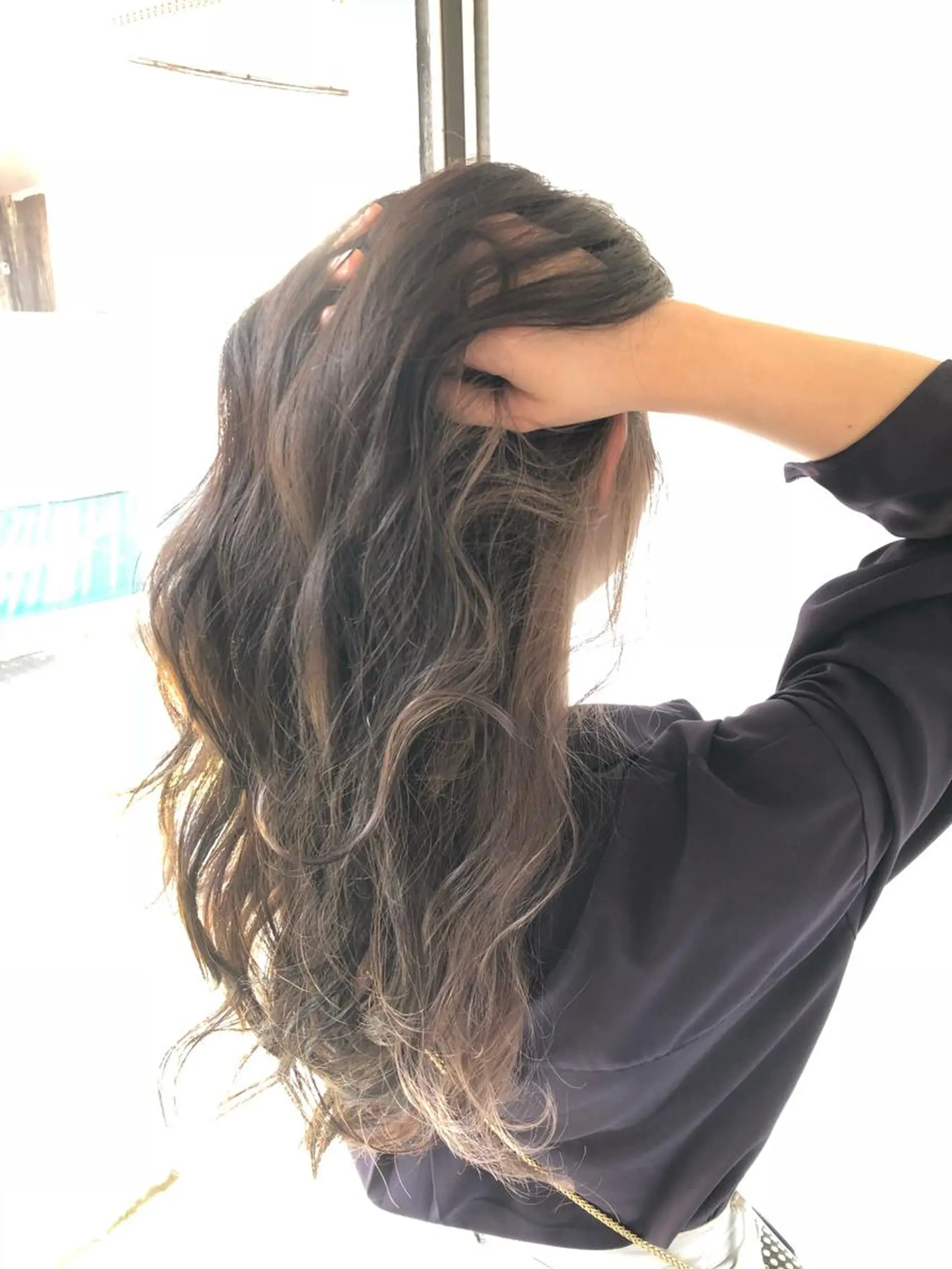 ロング カラー ベージュカラー ブリーチ インナーカラー 100%髪質改善特化 TRUNSのヘアスタイル