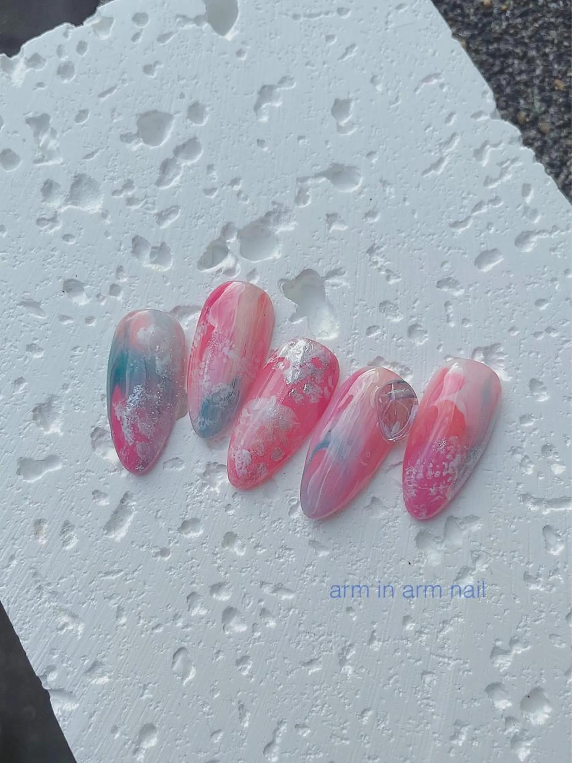 ネイル arm in arm ︎✿Yamamotoのマツエク・マツパデザイン
