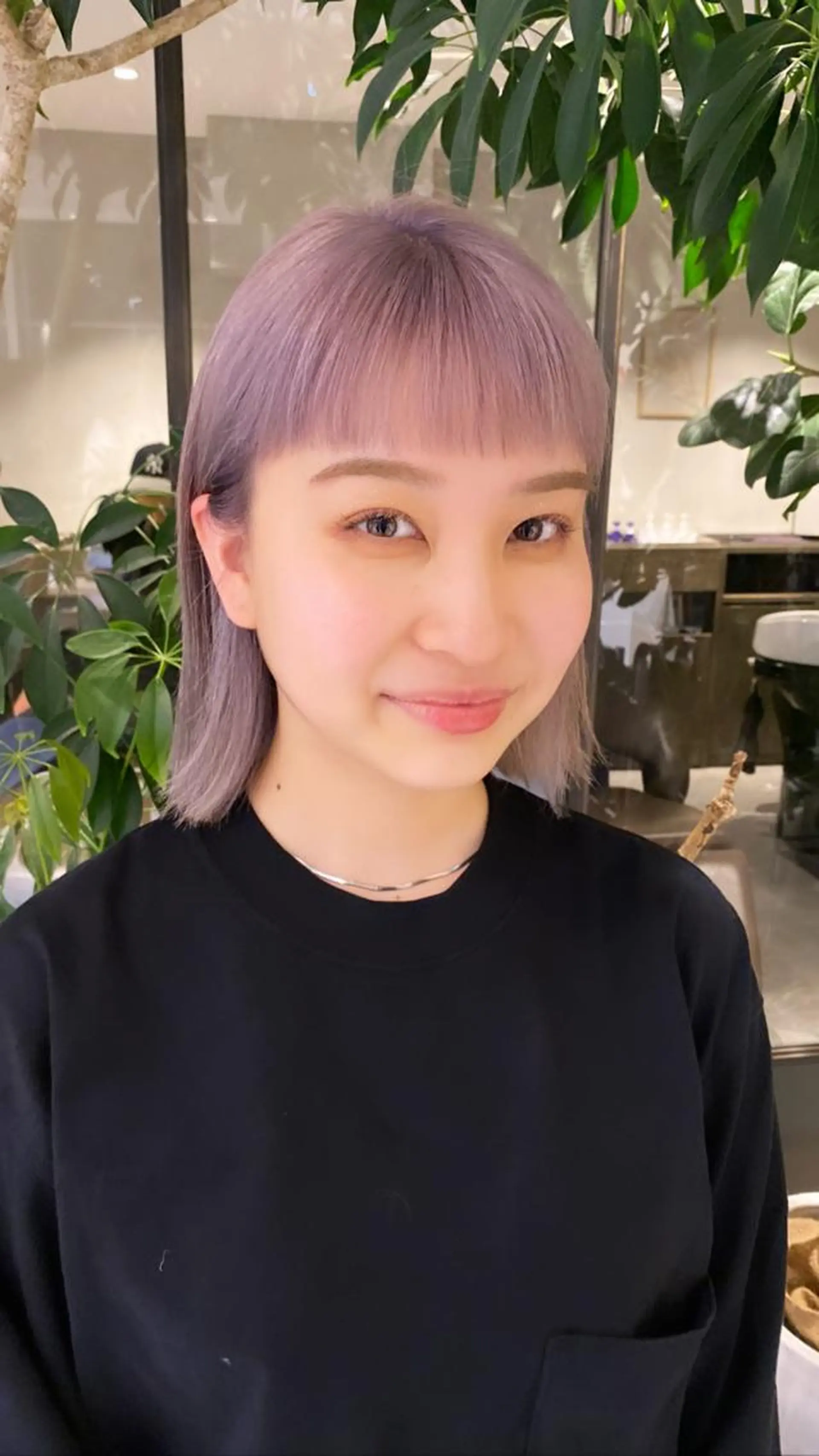 ミディアム パーマ ネイル Hair & make Lamp所属・梅田のブリーチ特化 美容師KAI🥰のヘアスタイル