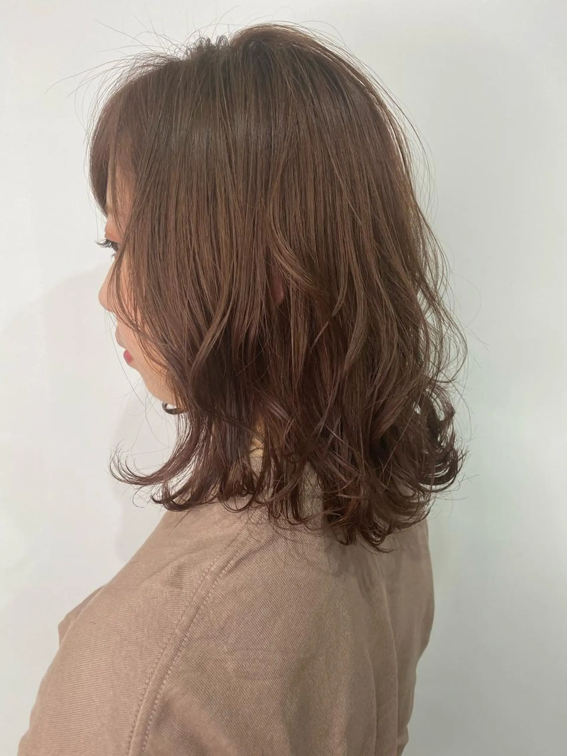 ミディアム カラー La  SHE's 天王寺店所属・マルヤマ リナのマツエク・マツパデザイン