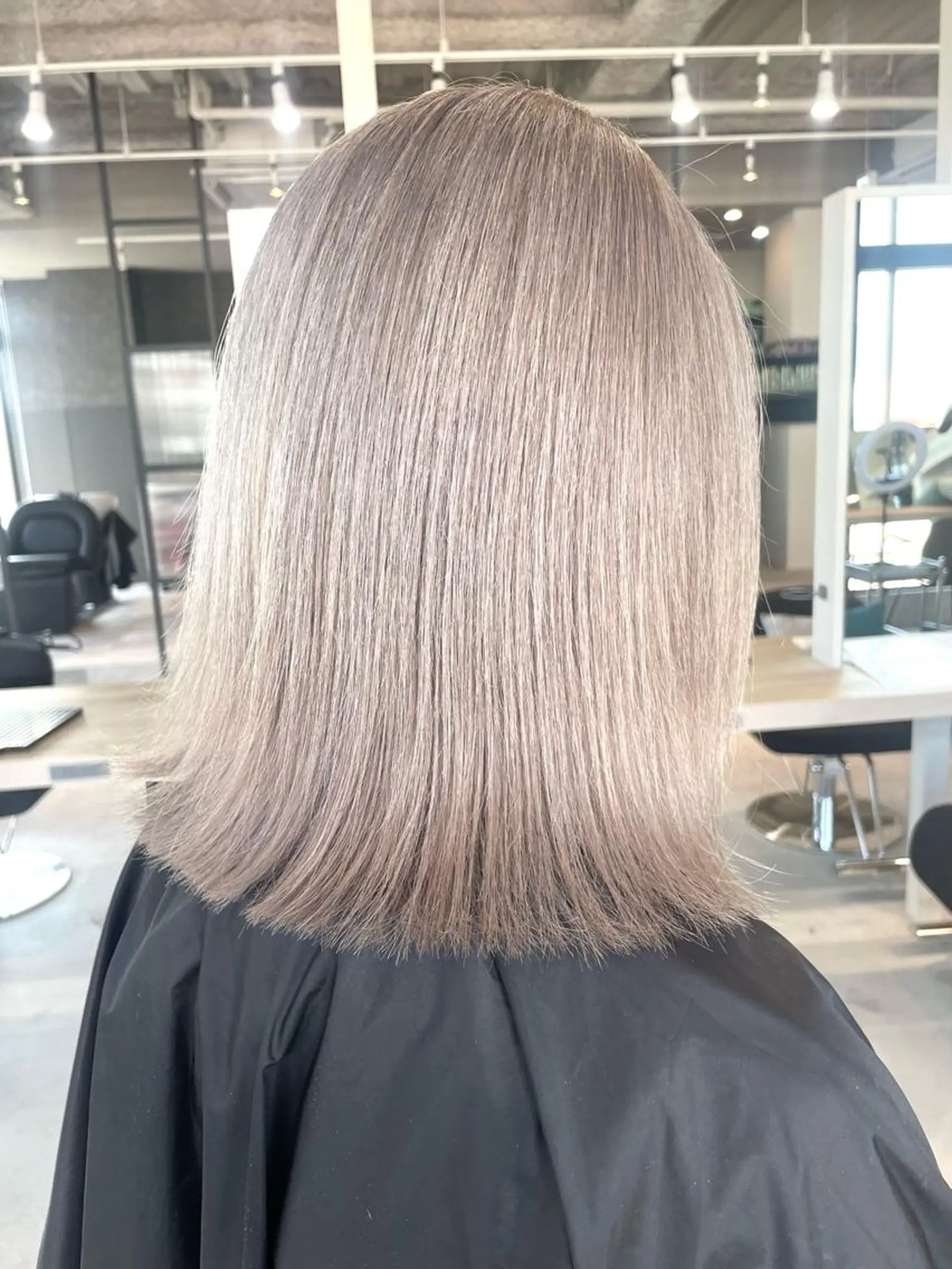 ミディアム カラー Lia所属・皆木 智晴のヘアスタイル