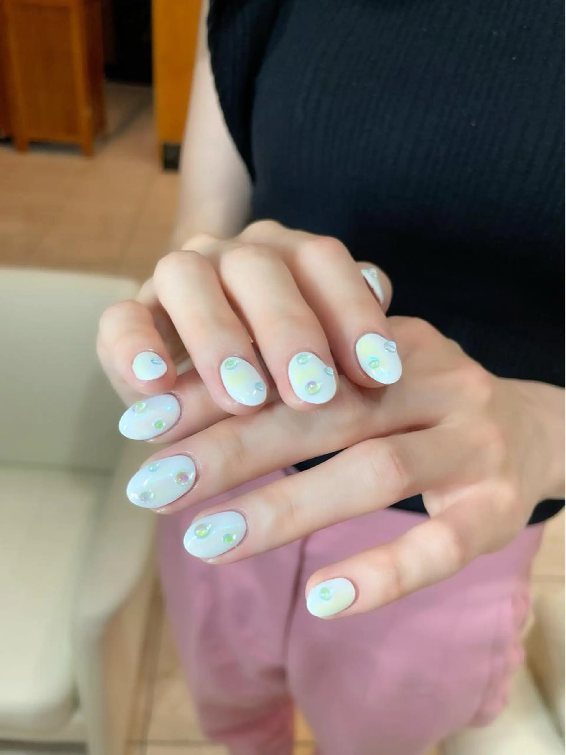 ネイル 夏ネイル ホワイト Beauty Salon GIGI所属・GIGI AYA🦋のネイルデザイン