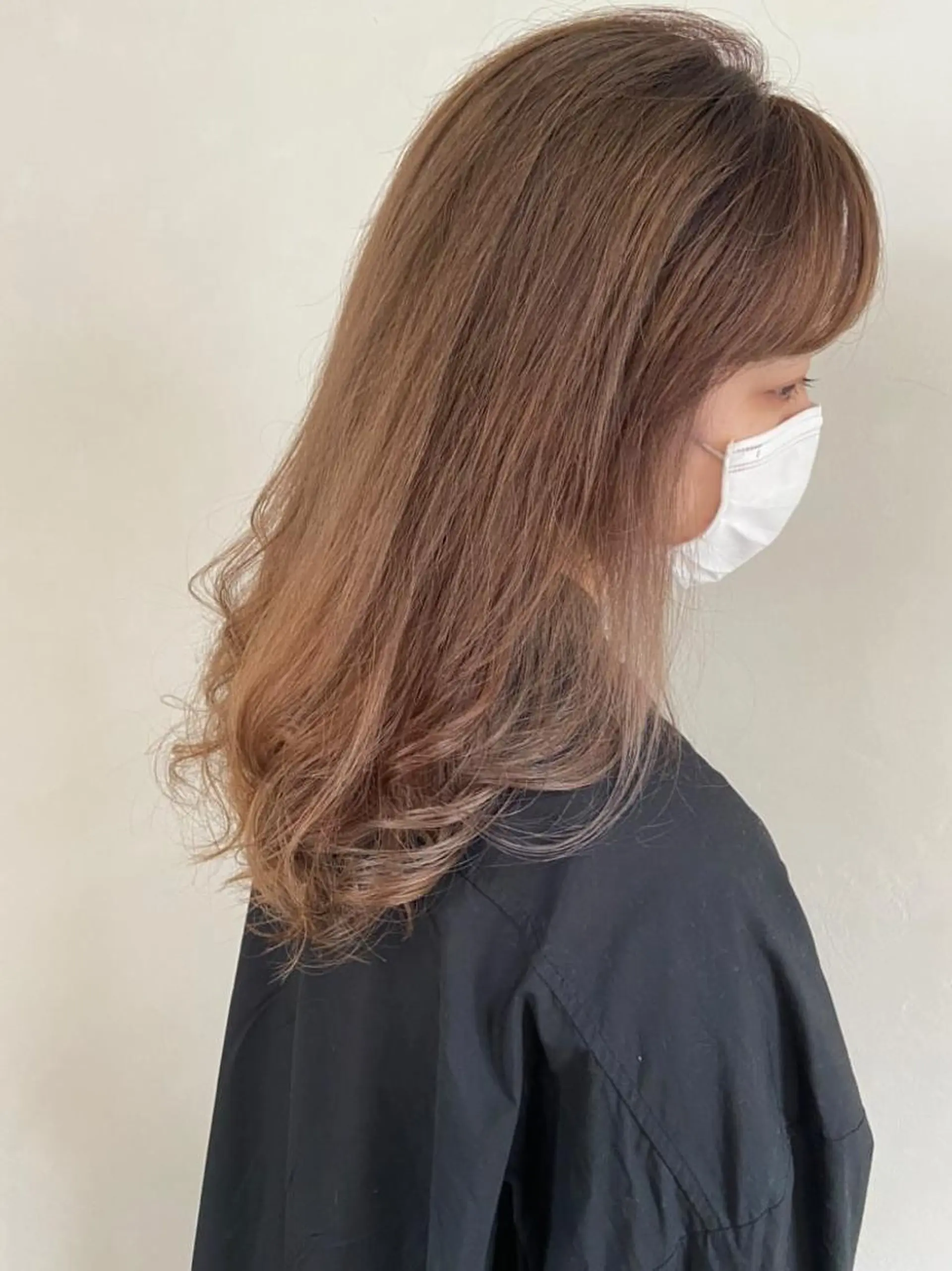 ミディアム カラー ヘアカラー トリートメント chiaki .のヘアスタイル